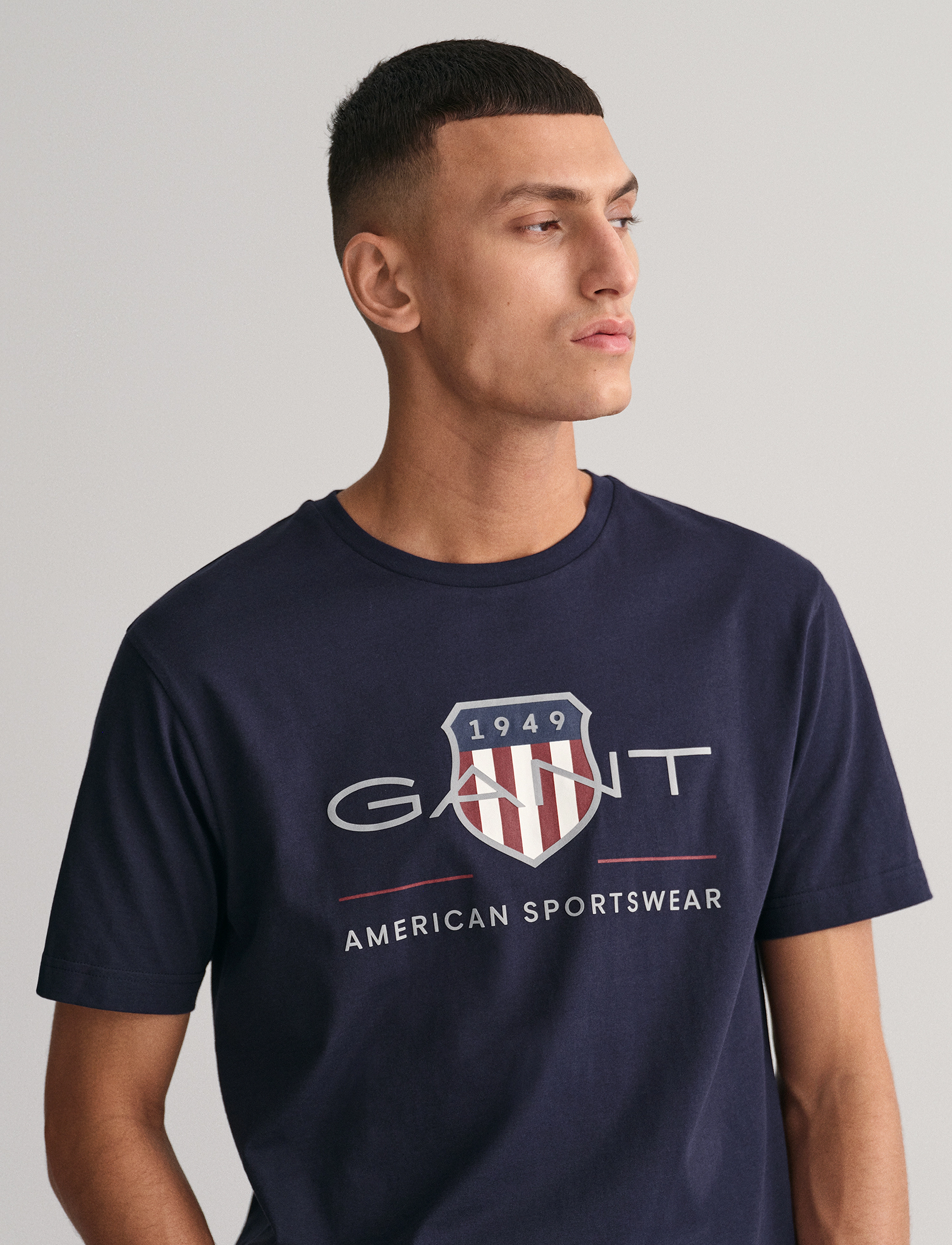 Gant - REG ARCHIVE SHIELD SS T-SHIRT - kortærmede t-shirts - evening blue - 4