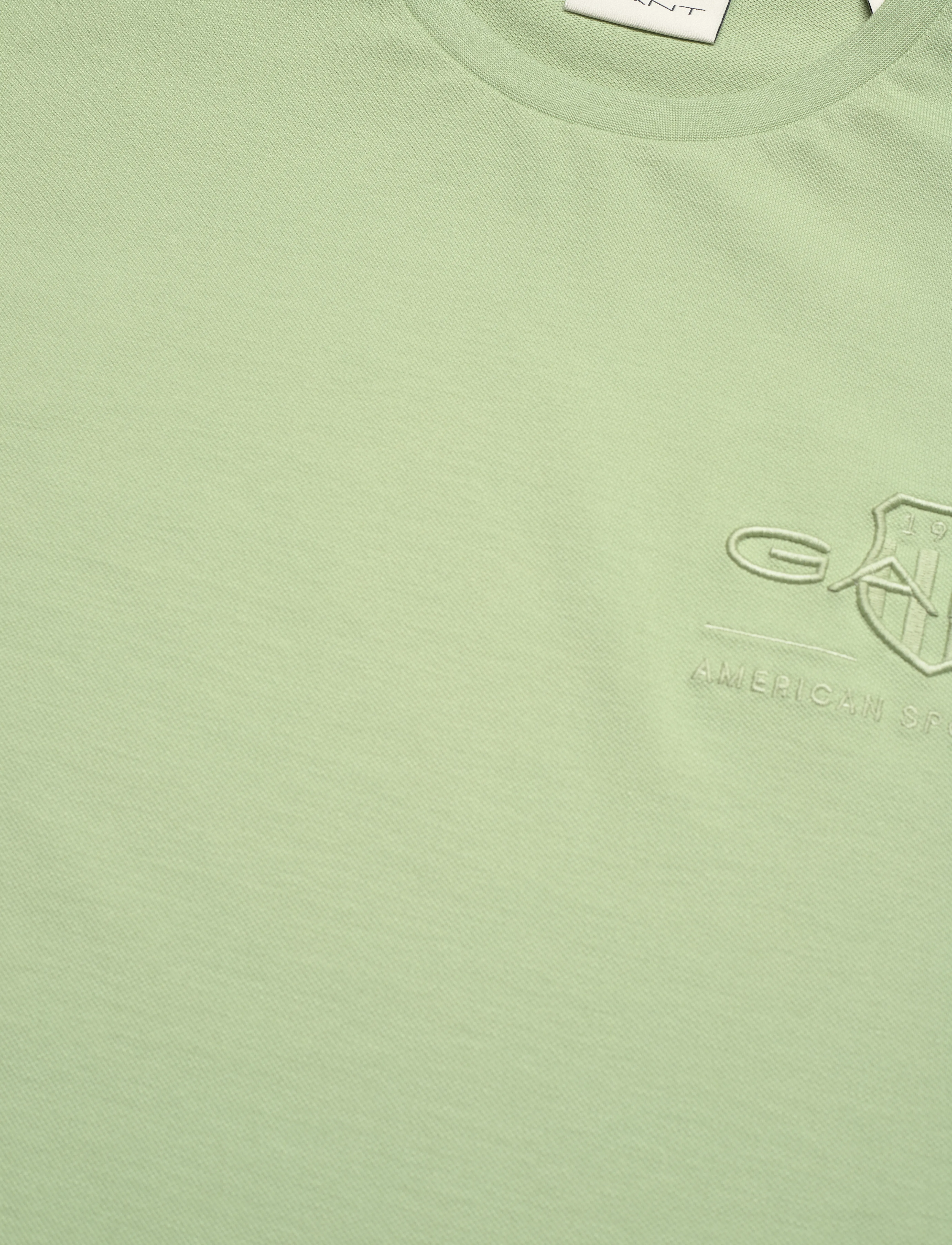 GANT - SLIM TONAL SHIELD PIQUE SS TSHIRT - milky matcha - 2