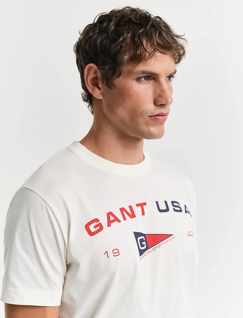 GANT - GRAPHIC SS T-SHIRT - short-sleeved t-shirts - cream - 4
