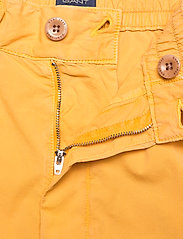 GANT - D1. OVERSIZED COTTON DS SHORTS - kasdienio stiliaus šortai - gold yellow - 3