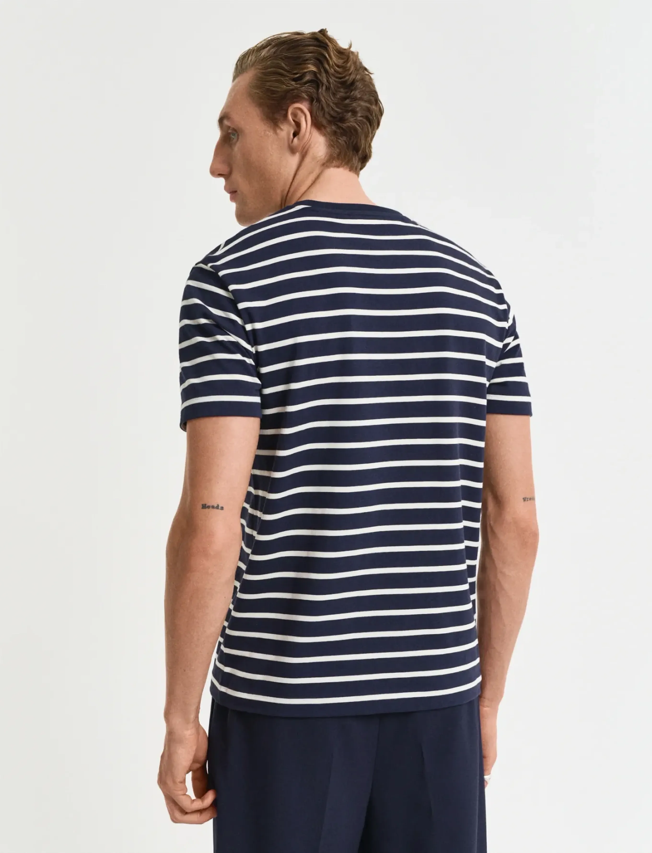 Gant - GRAPHIC STRIPED SS T-SHIRT - evening blue - 3