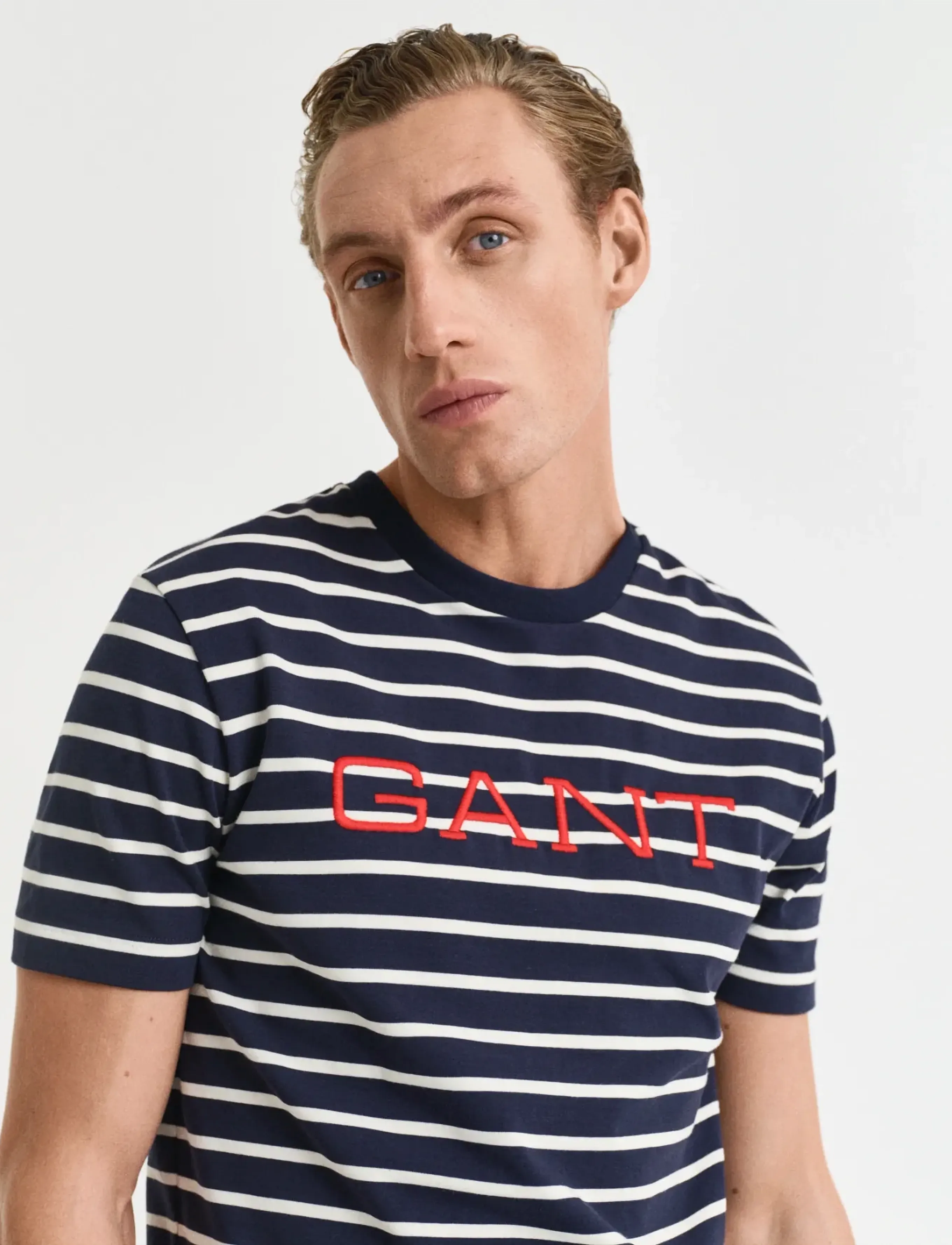 Gant - GRAPHIC STRIPED SS T-SHIRT - evening blue - 4