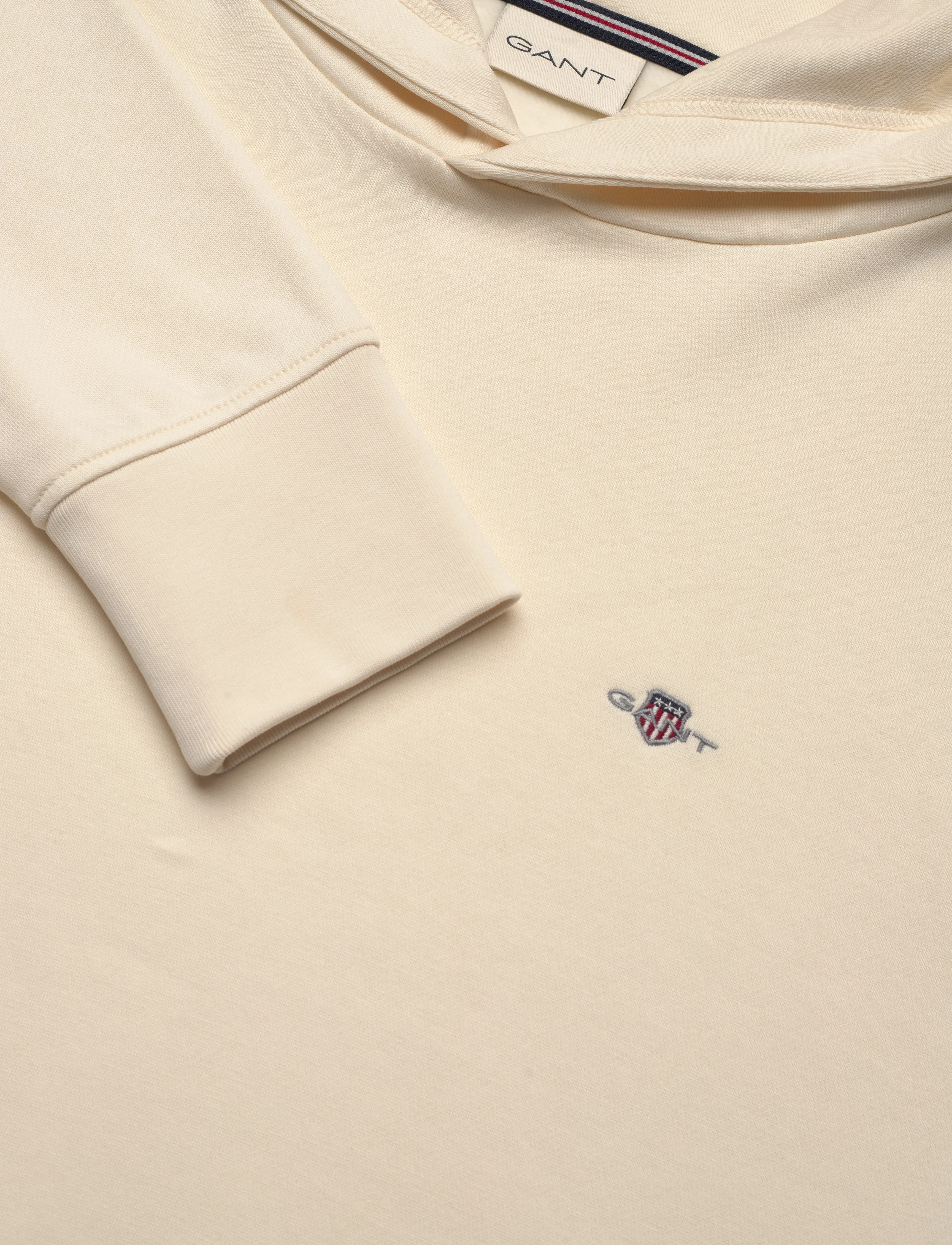 Gant - SHIELD LOGO HOODIE - sweatshirts - cream - 2