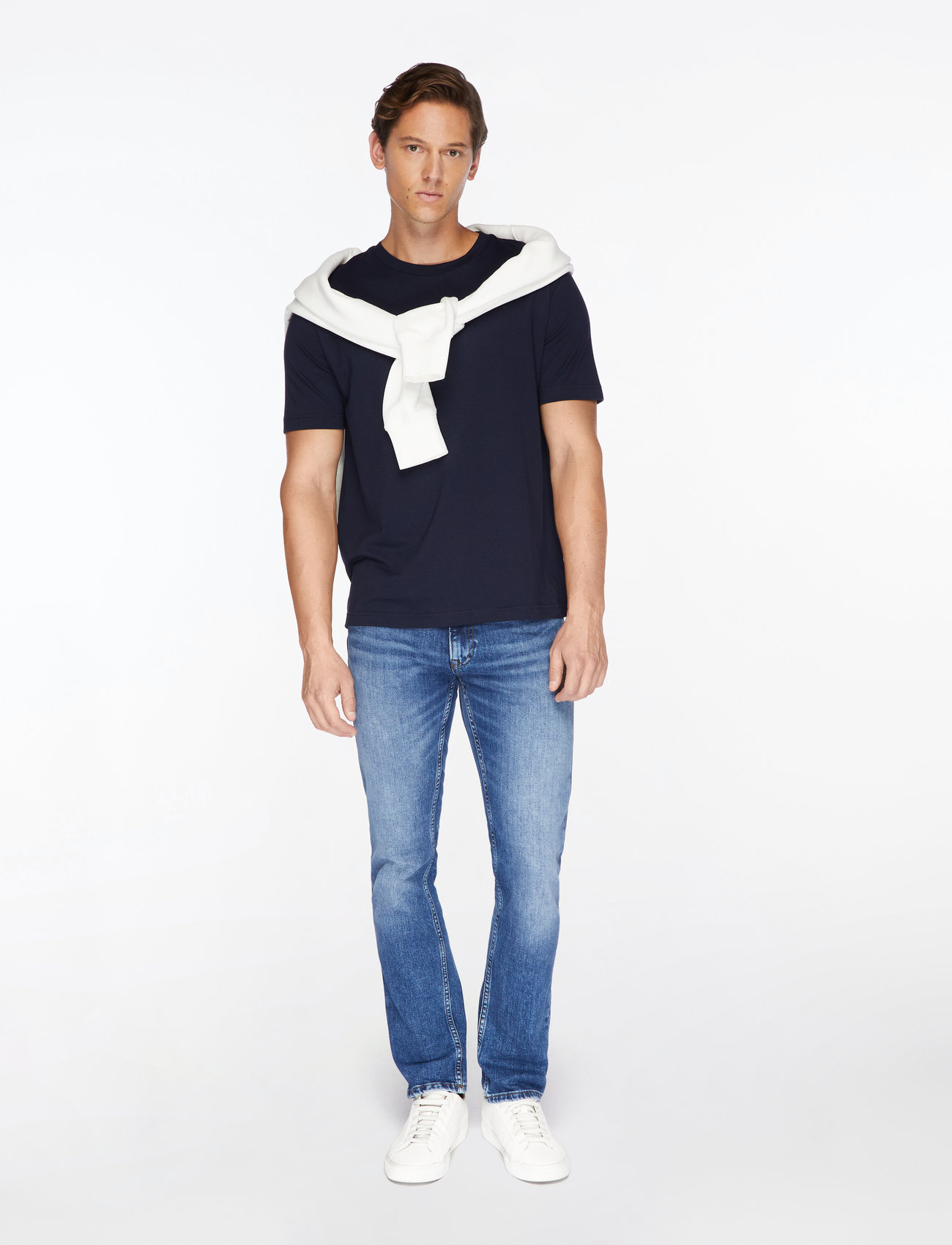 GANT - SMALL GRAPHIC T-SHIRT - kortærmede t-shirts - evening blue - 2