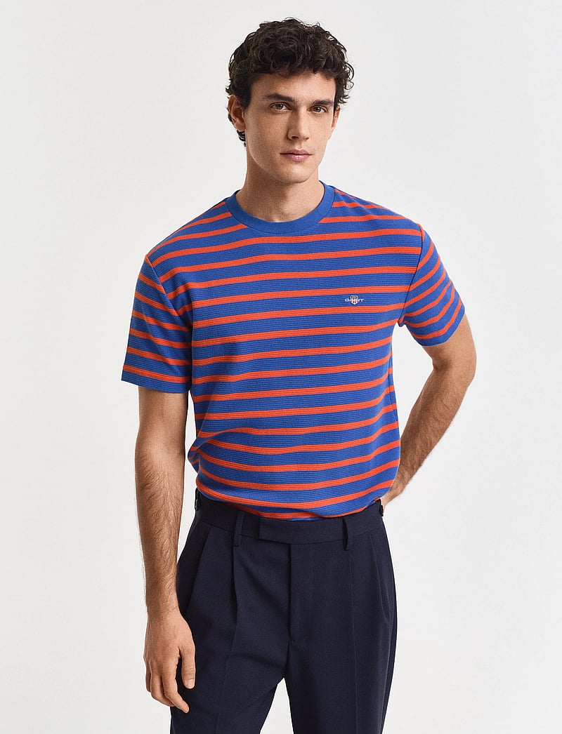 GANT - WAFFLE STRIPE SS T-SHIRT - kortärmade t-shirts - rich blue - 0