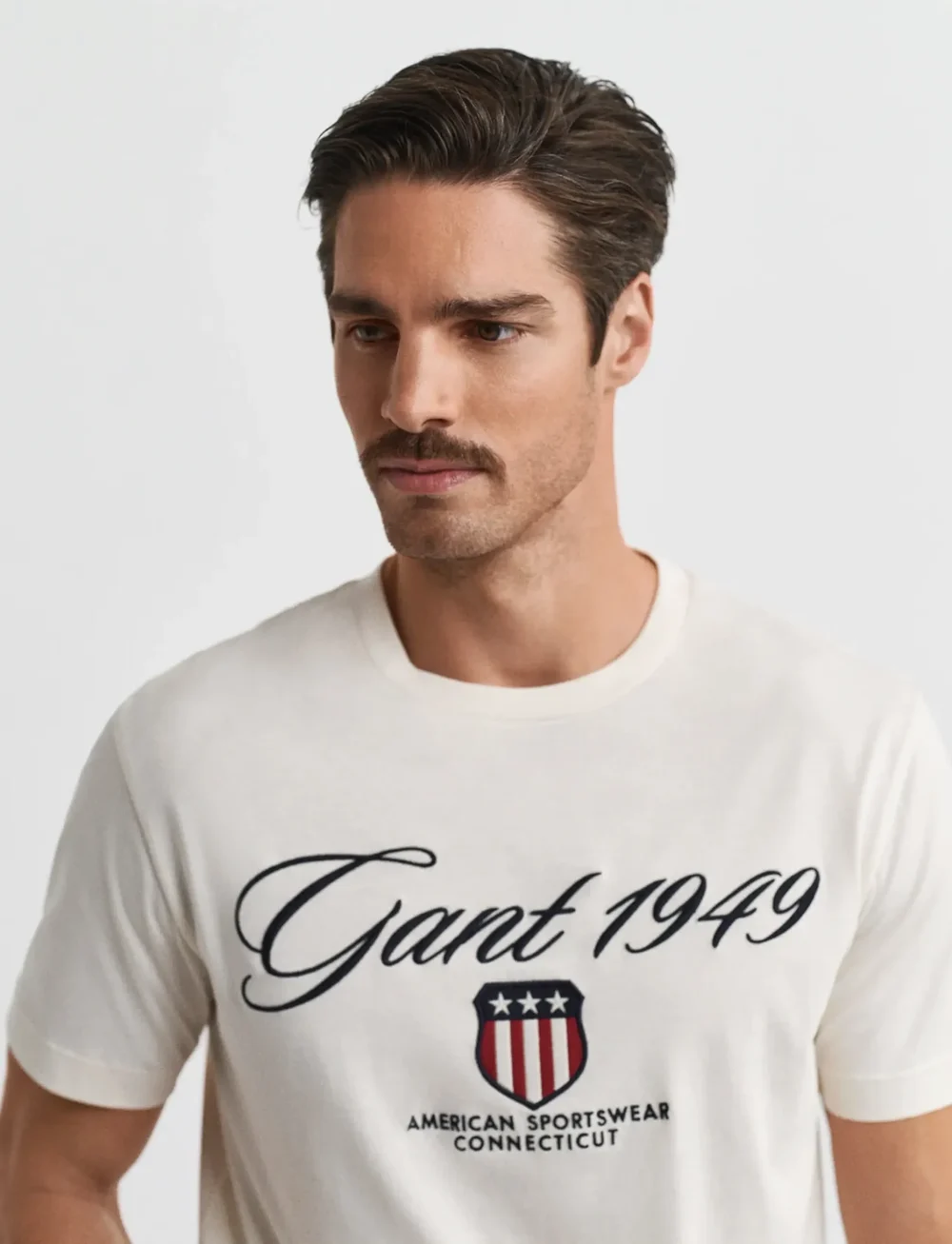 GANT - GRAPHIC SS T-SHIRT - short-sleeved t-shirts - cream - 3