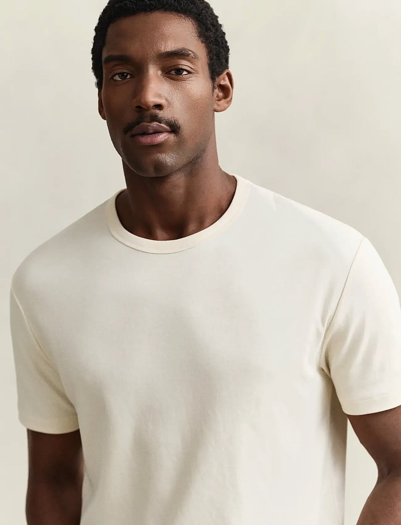 Gant - INTERLOCK SS TSHIRT - krótki rękaw - creamed white - 3