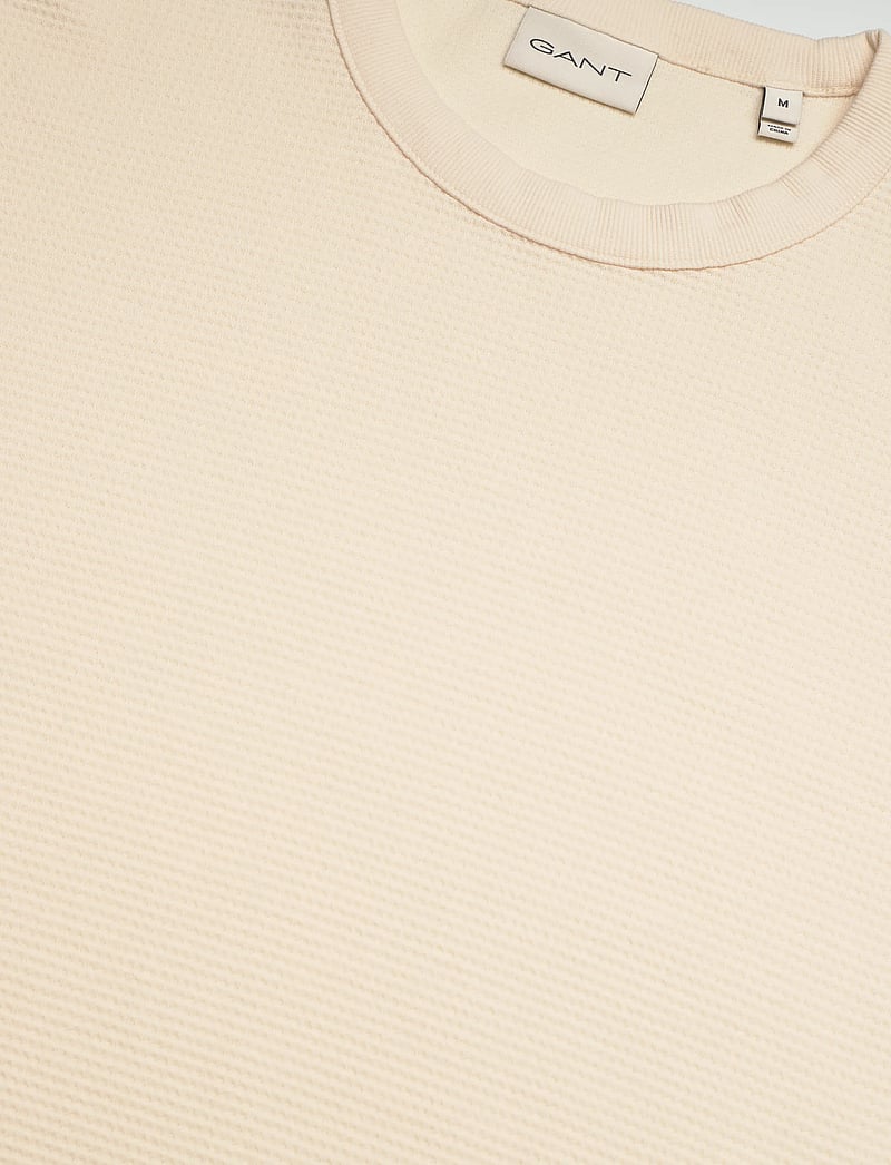 Gant - WASHED WAFFLE SS TSHIRT - kortærmede t-shirts - creamed white - 5