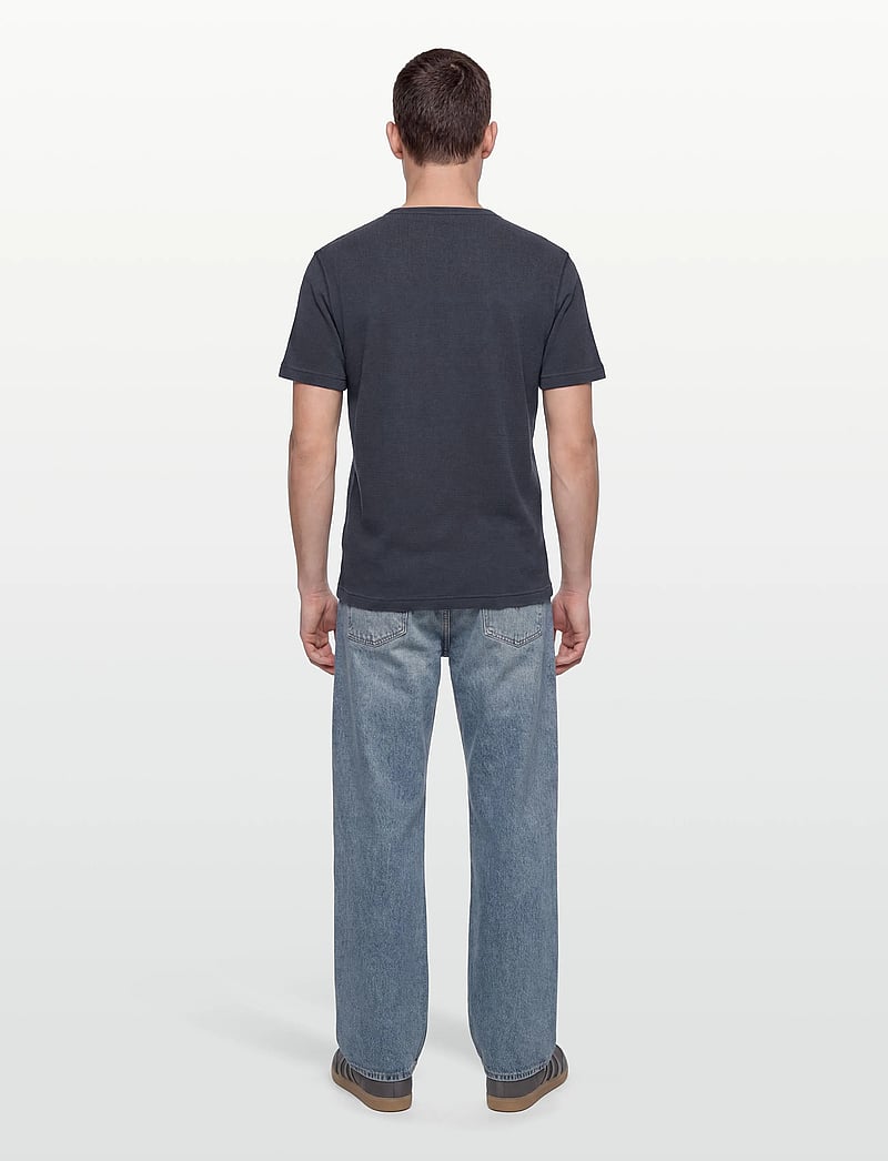 Gant - WASHED WAFFLE SS TSHIRT - kurzärmelig - evening blue - 4