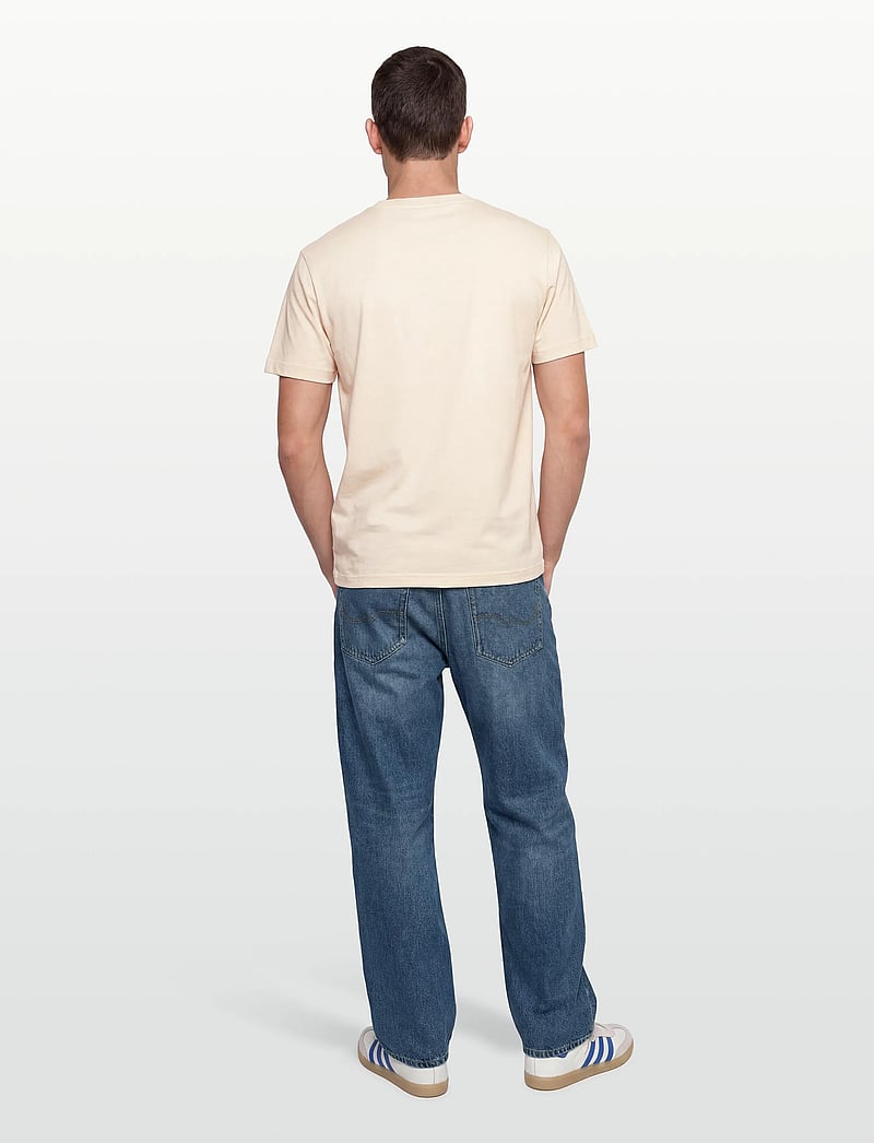 Gant - GRAPHIC SS TSHIRT - kurzärmelig - cream - 4