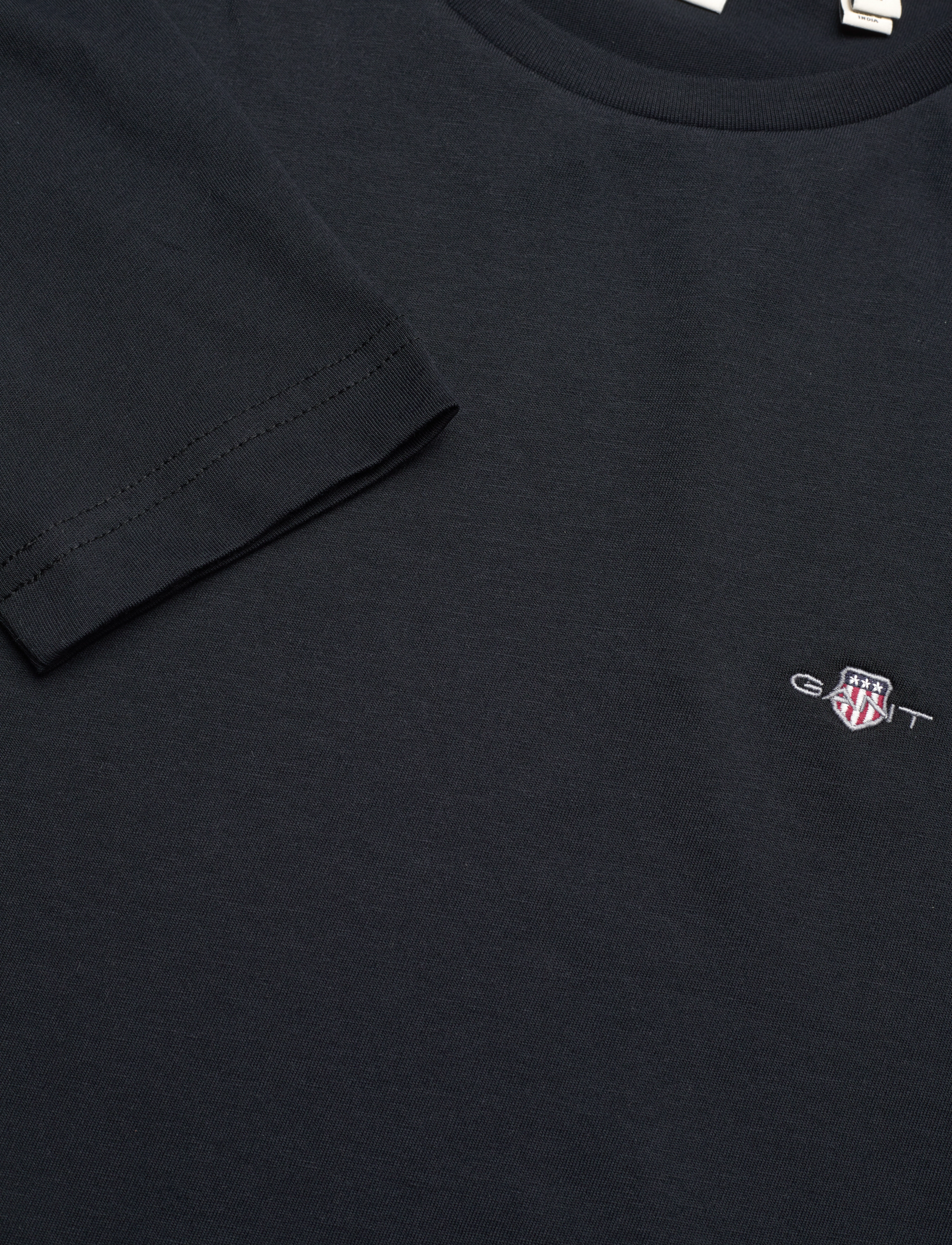 Gant - Shield Long Sleeve T-Shirt - long-sleeved t-shirts - black - 5
