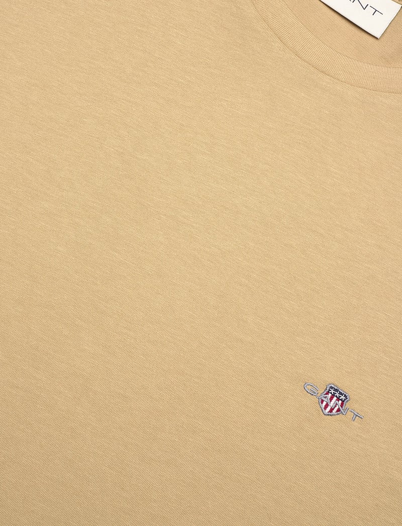 GANT - REG SHIELD LS T-SHIRT - långärmade t-shirts - woody beige - 2