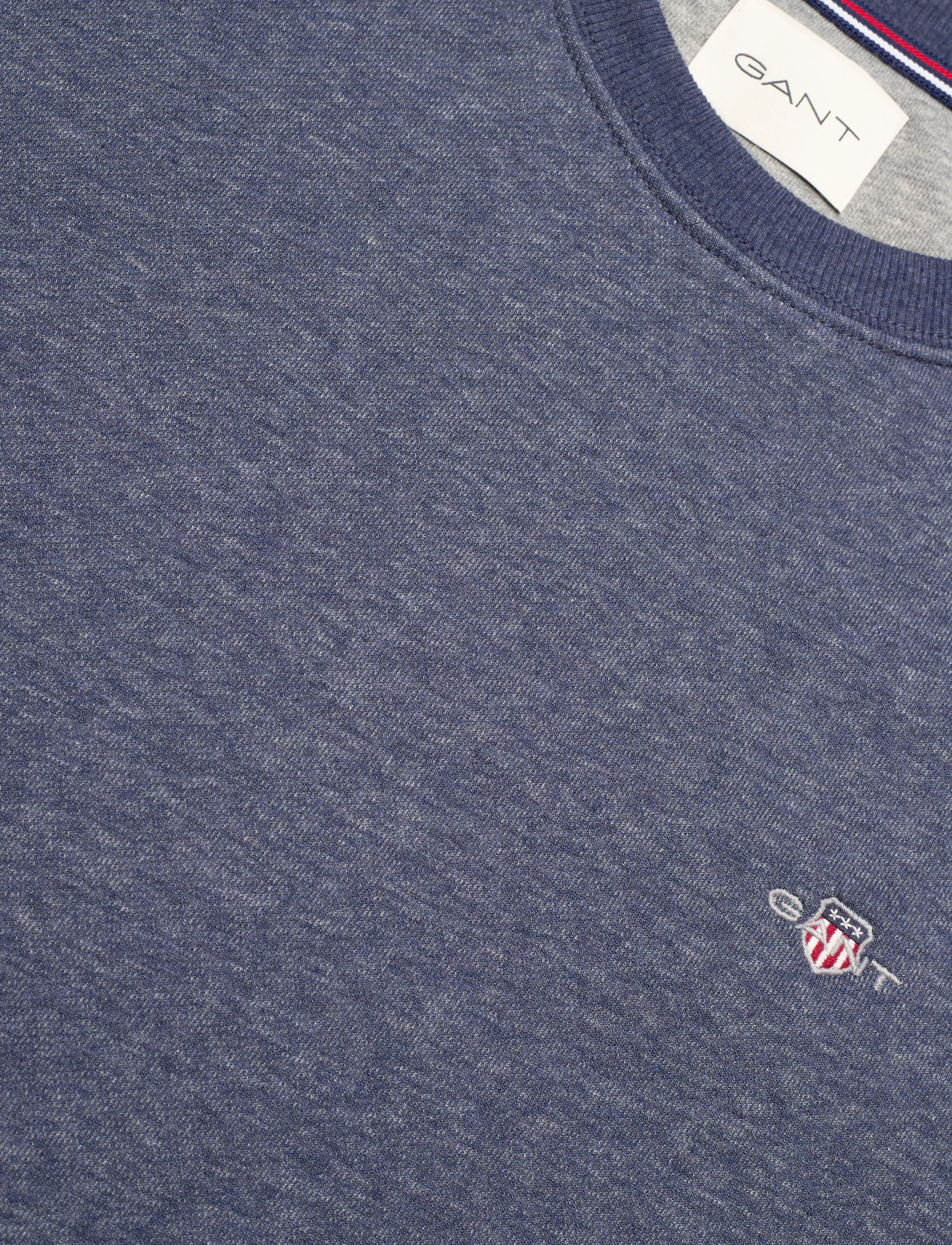 Gant - REG SHIELD C-NECK SWEAT - dressipluusid - dark jeansblue melange - 2