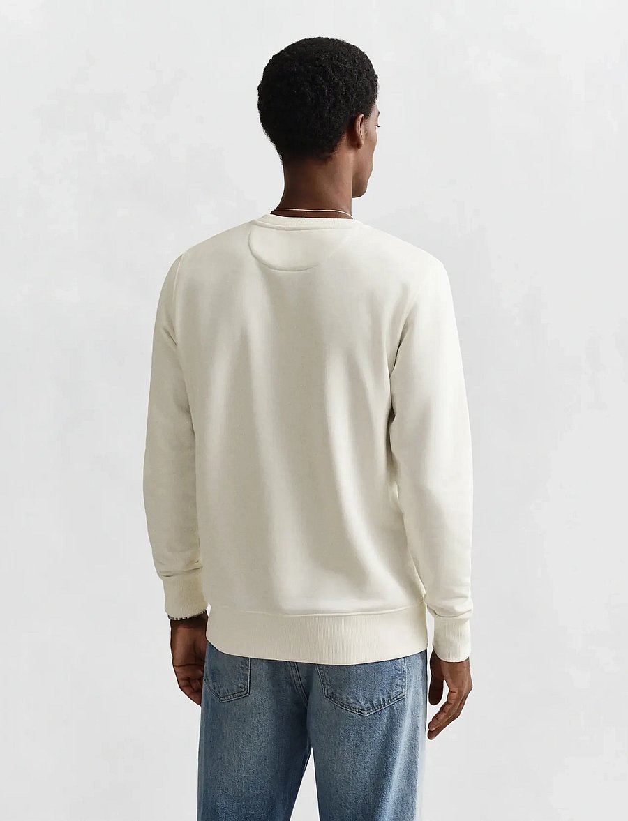 Gant - REG SHIELD C-NECK SWEAT - sweatshirts - eggshell - 2