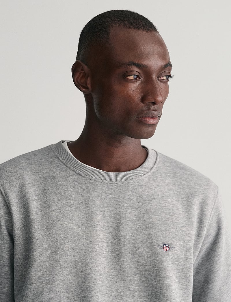 GANT - REG SHIELD C-NECK SWEAT - shoppa efter tillfälle - grey melange - 4