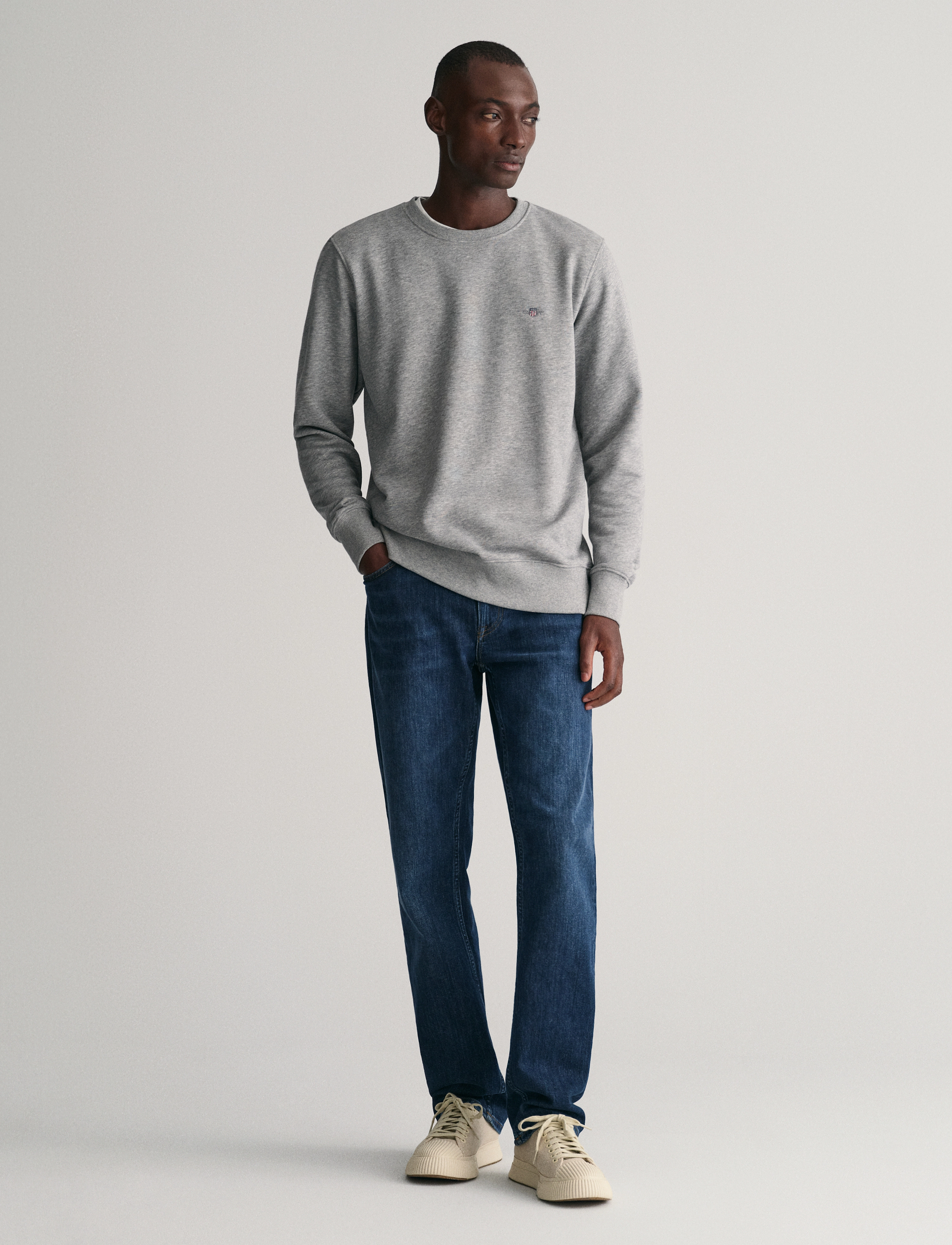 Gant - REG SHIELD C-NECK SWEAT - shop efter anledning - grey melange - 5