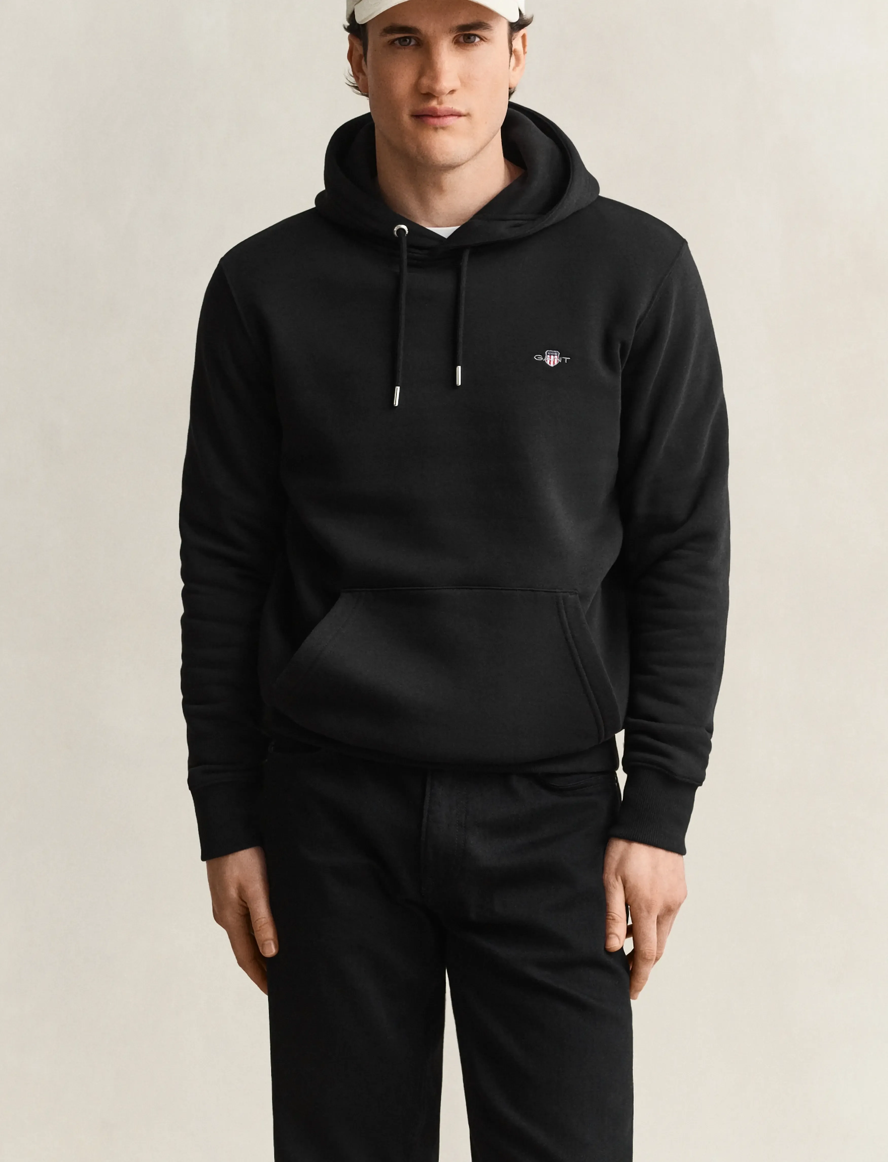 Gant REG SHIELD HOODIE - Kapuutsiga pusad - BLACK / black