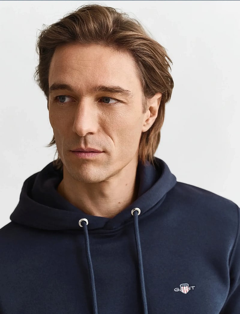 GANT - REG SHIELD HOODIE - hoodies - evening blue - 4