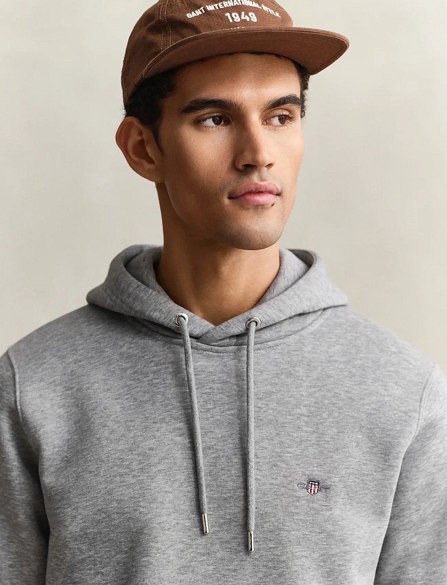 Gant - REG SHIELD HOODIE - hættetrøjer - grey melange - 4