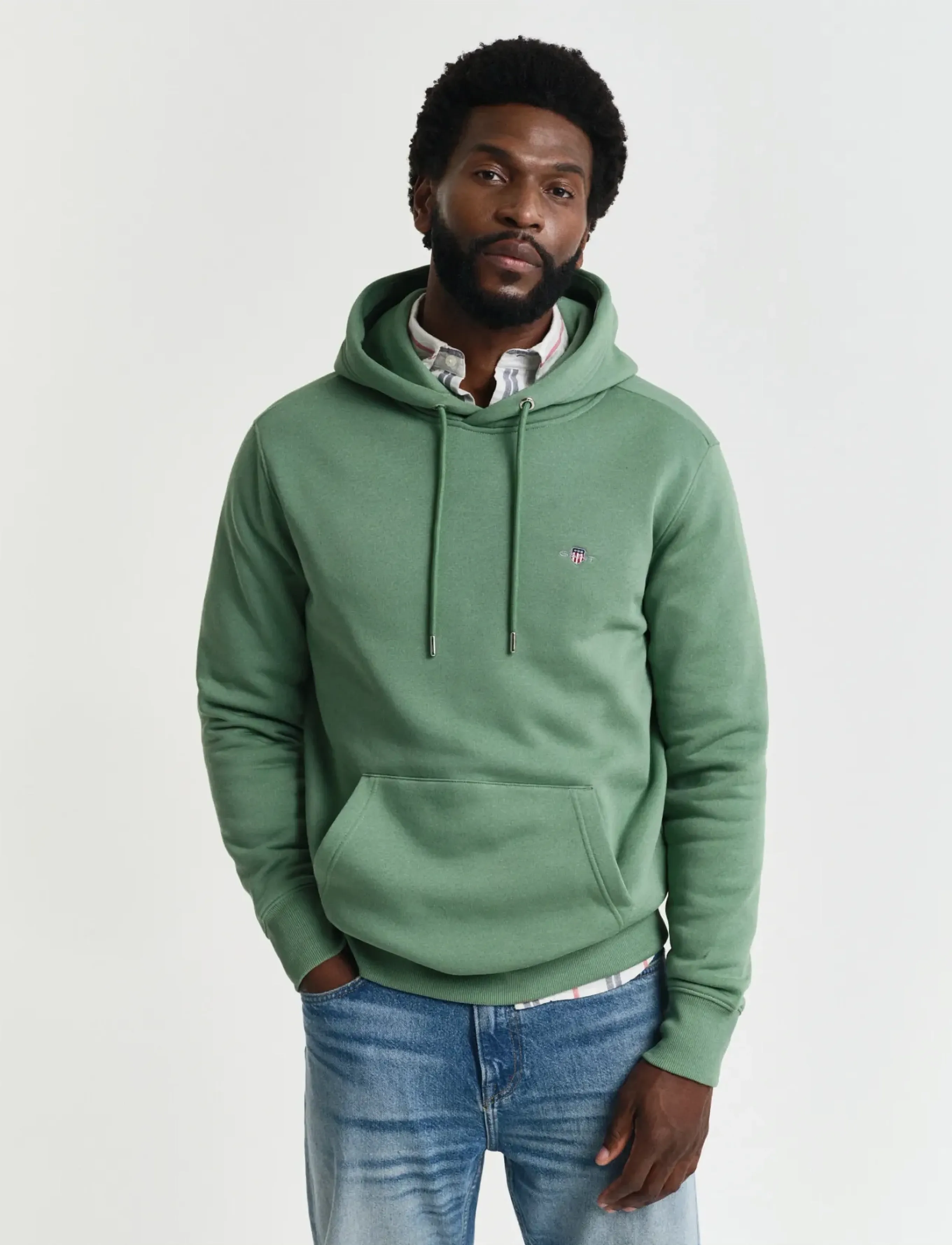 GANT REG SHIELD HOODIE - Kapuutsiga dressipluusid - KALAMATA GREEN / green