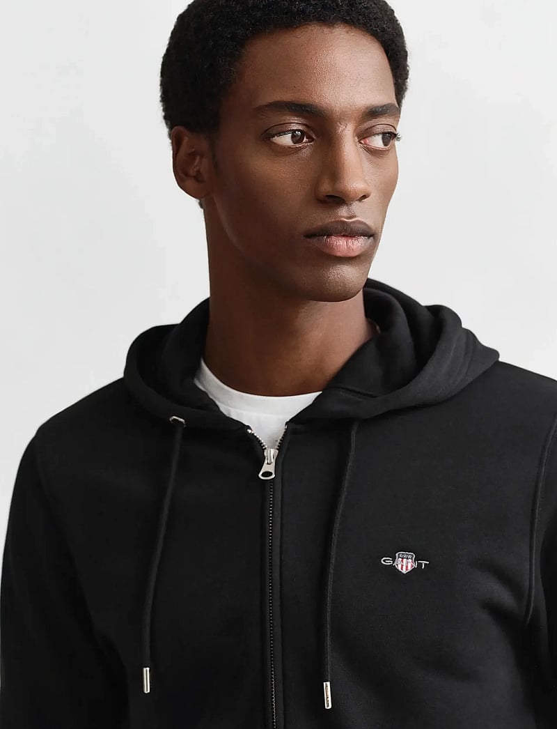 GANT - REG SHIELD FULL ZIP HOODIE - kapuzenpullover - black - 3