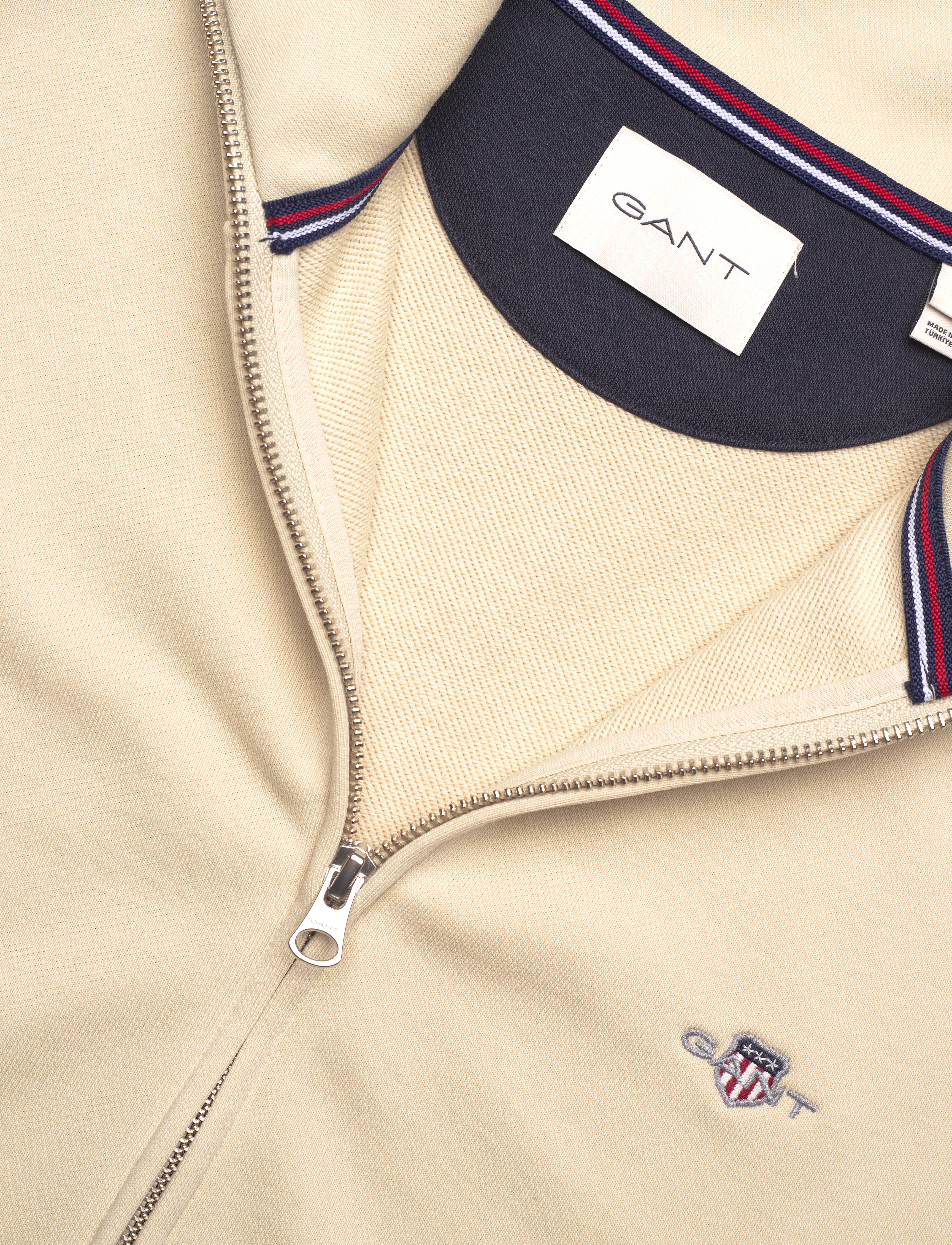 Gant - REG SHIELD FULL ZIP SWEAT - sweatshirts - silky beige - 2