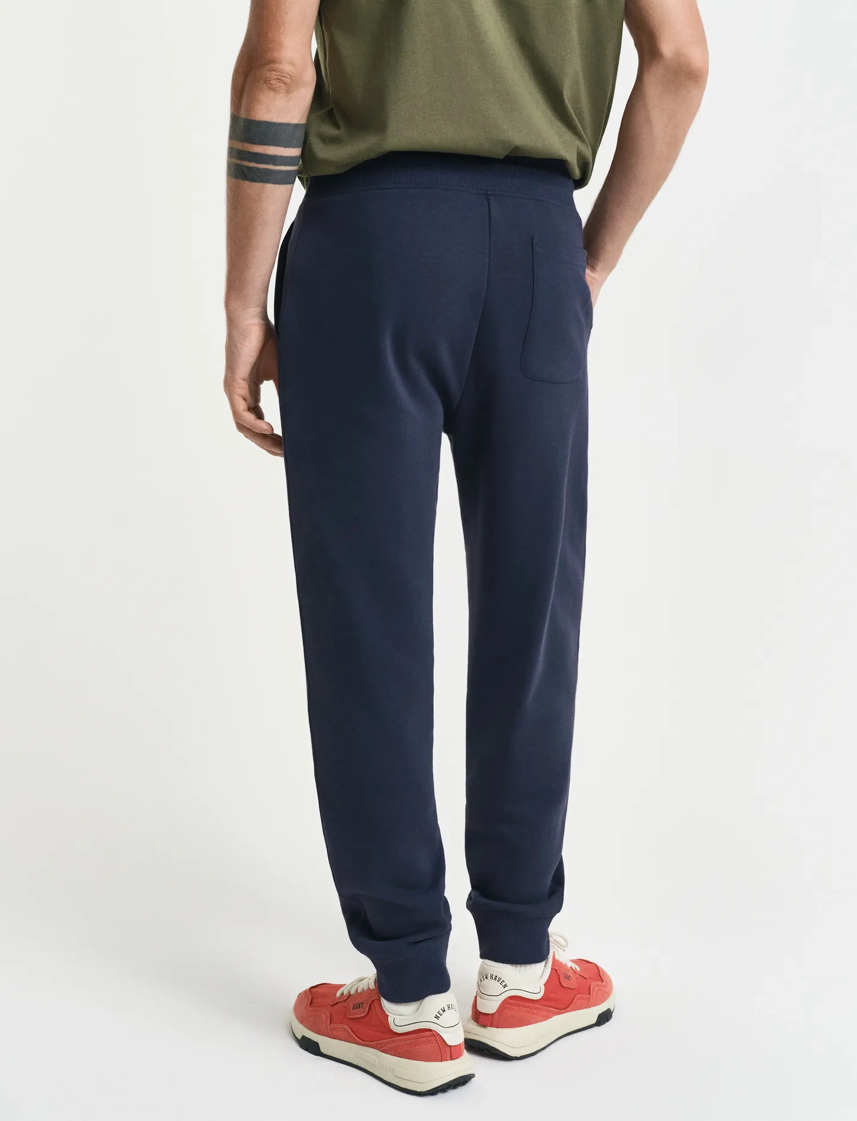 Gant - REG SHIELD SWEATPANTS - sweatpants - evening blue - 3