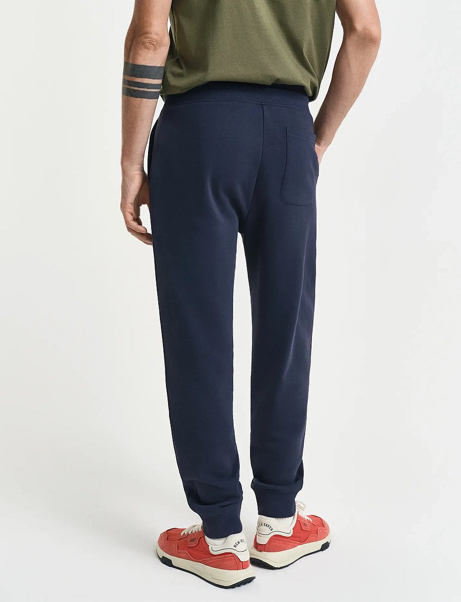 Gant - REG SHIELD SWEATPANTS - osta olukorra järgi - evening blue - 3