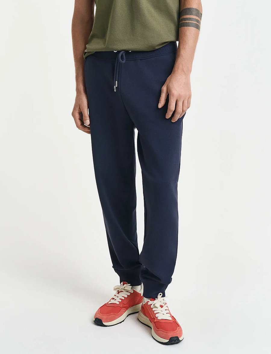 Gant - REG SHIELD SWEATPANTS - osta olukorra järgi - evening blue - 4
