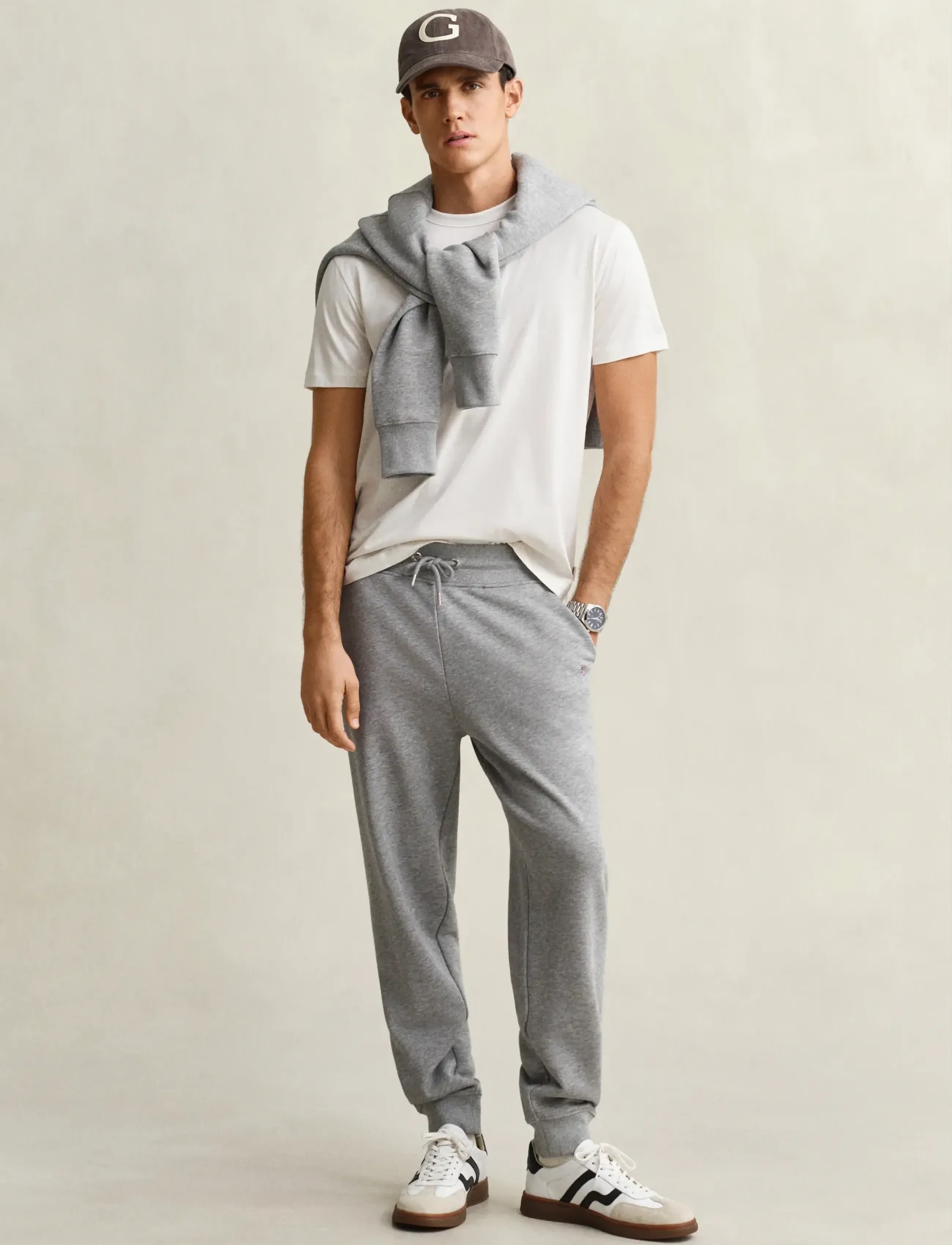 Gant - REG SHIELD SWEATPANTS - shop by occasion - grey melange - 5
