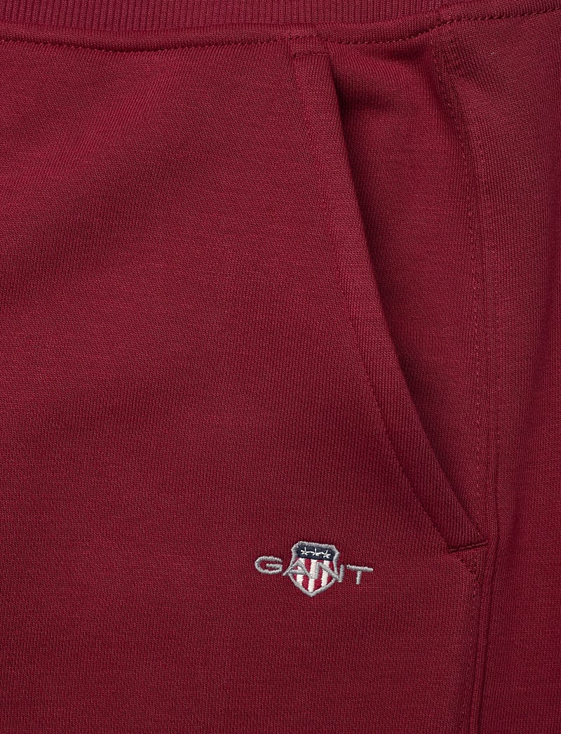 GANT - REG SHIELD SWEATPANTS - shop efter anledning - plumped red - 2