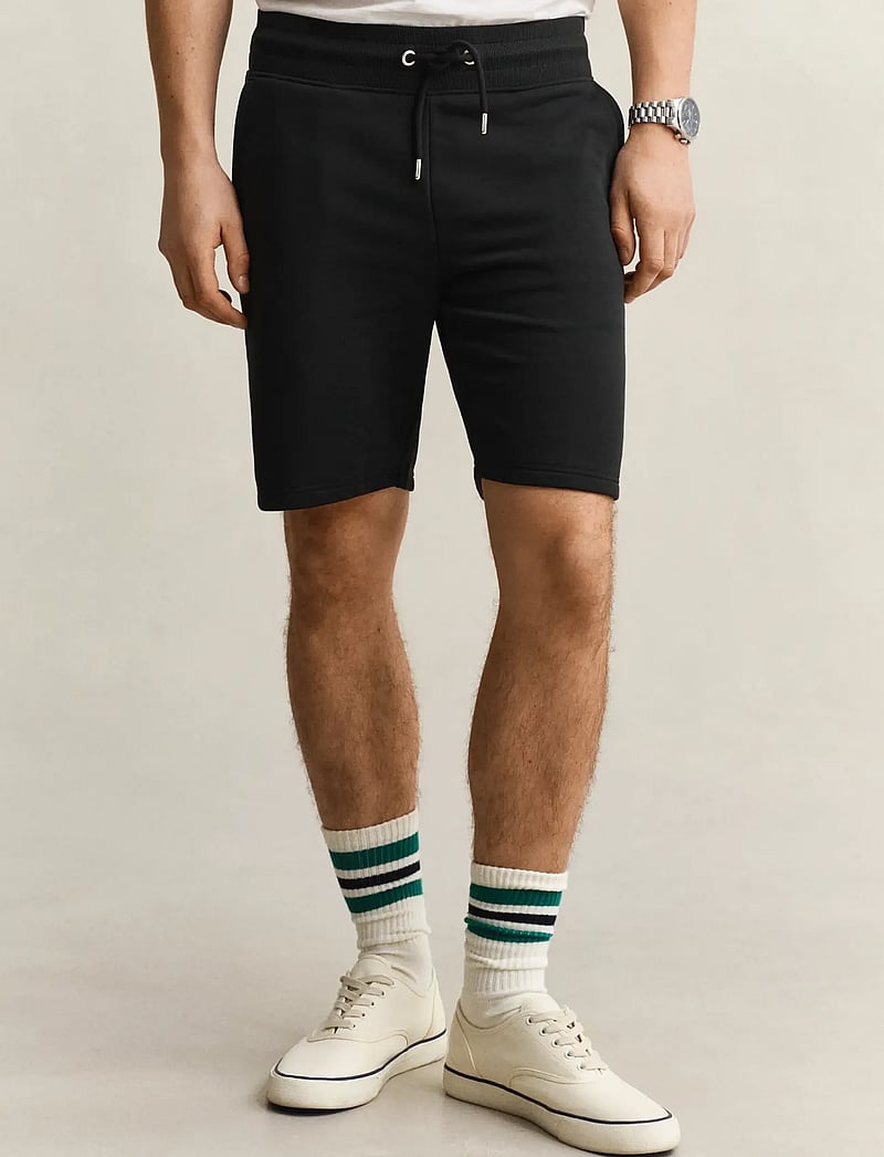 Gant - REG SHIELD SWEAT SHORTS - treninginiai šortai - black - 0