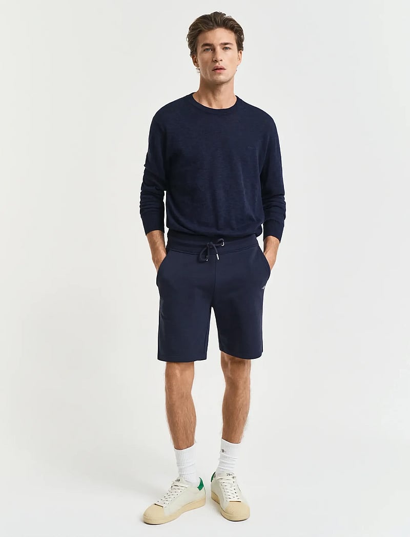 GANT - REG SHIELD SWEAT SHORTS - sporta šorti - evening blue - 0