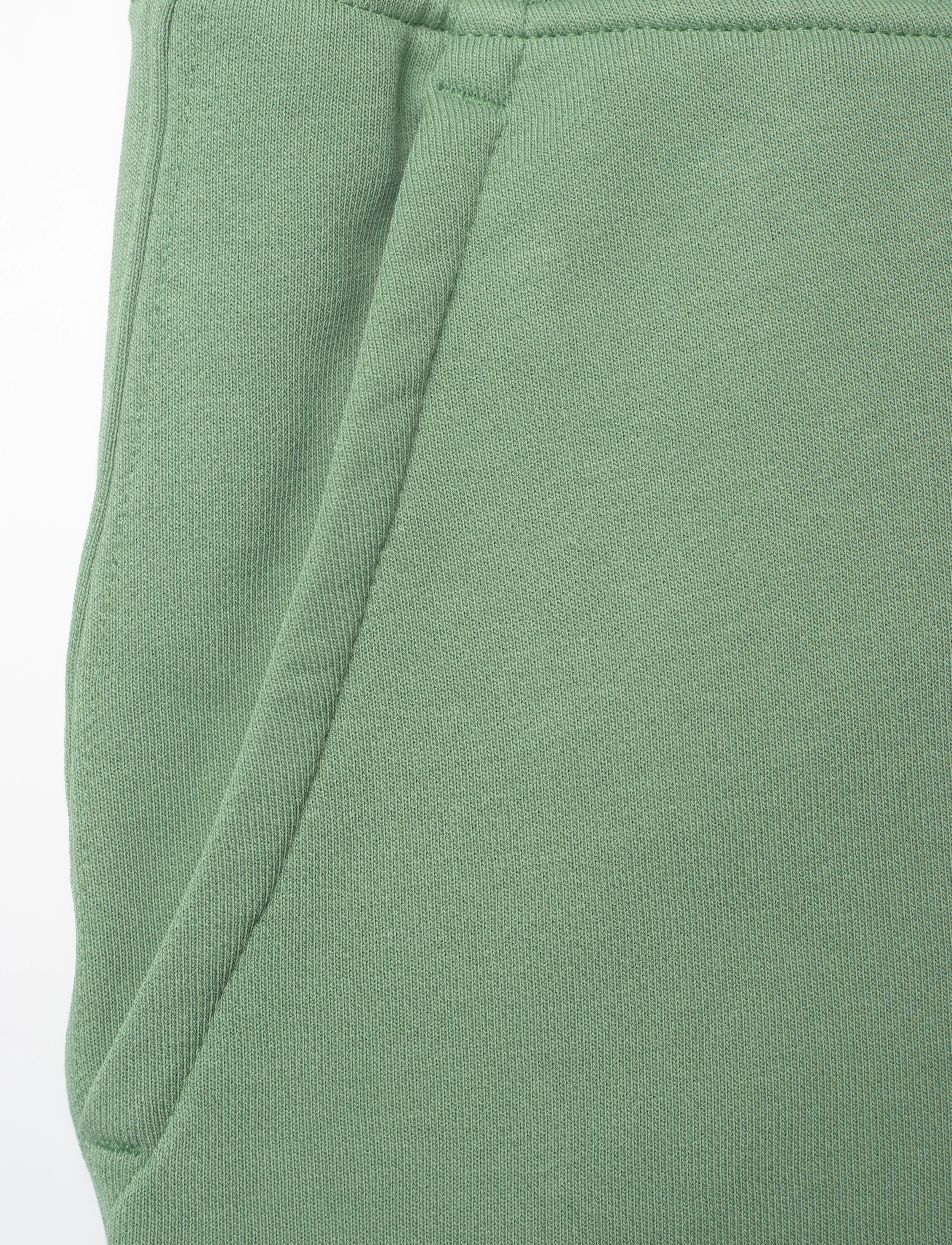 Gant - REG SHIELD SWEAT SHORTS - sweat shorts - kalamata green - 5