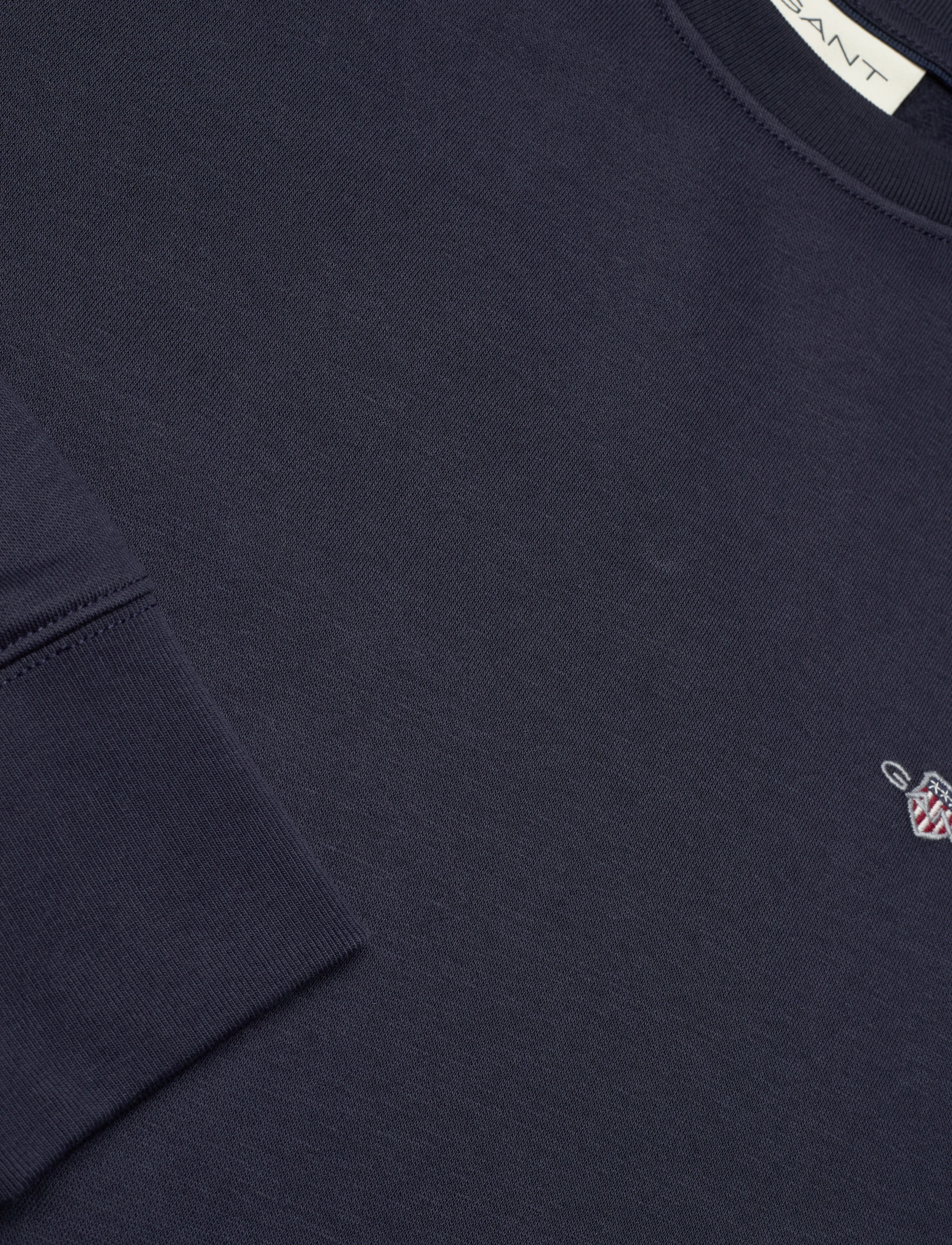 GANT - REG EMB ARCHIVE SHIELD CNECK - evening blue - 4
