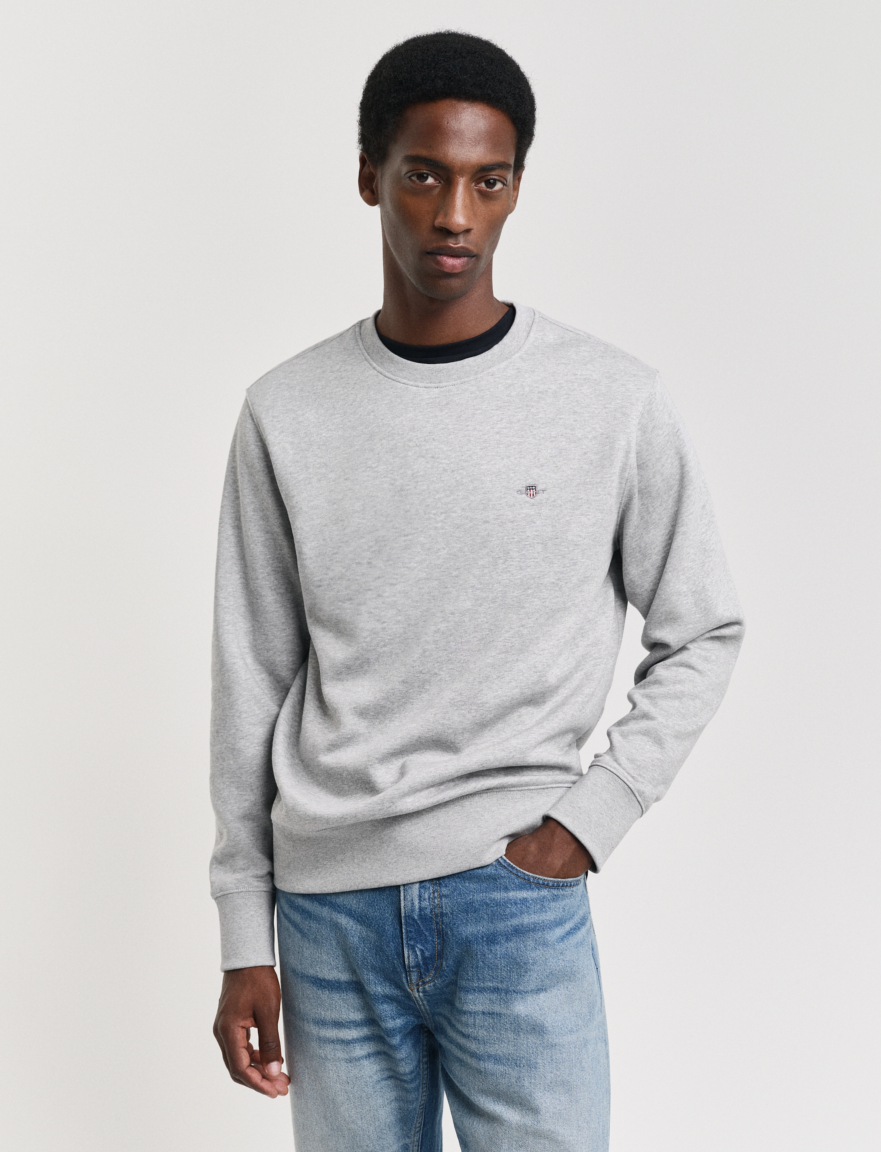 GANT - REG EMB ARCHIVE SHIELD CNECK - grey melange - 2