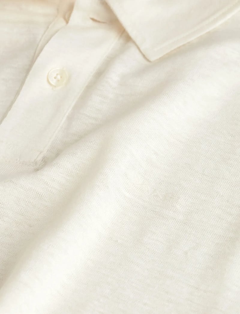 GANT - LINEN SS POLO - kortärmade pikéer - creamed white - 1