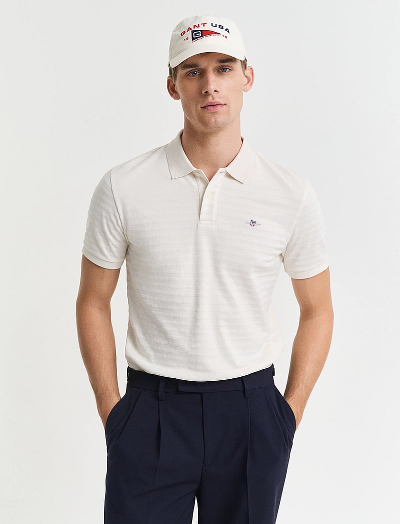 GANT - TEXTURE STRIPE POLO - kortærmede poloer - cream - 0