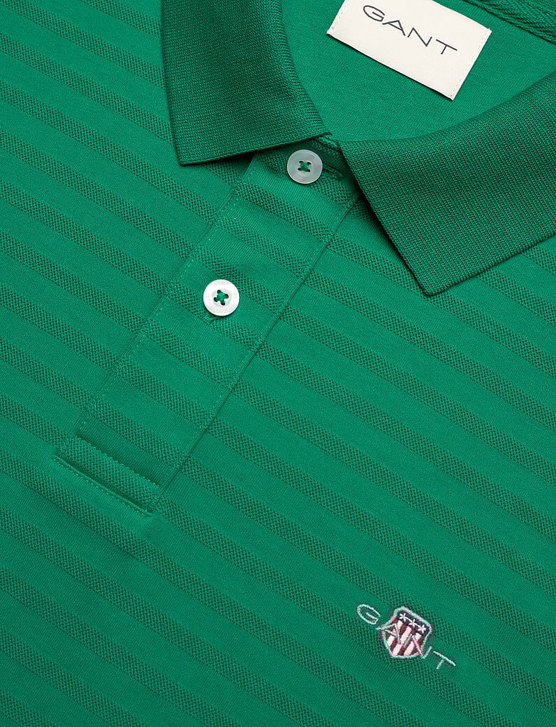 GANT - TEXTURE STRIPE POLO - kortærmede poloer - deep green - 2
