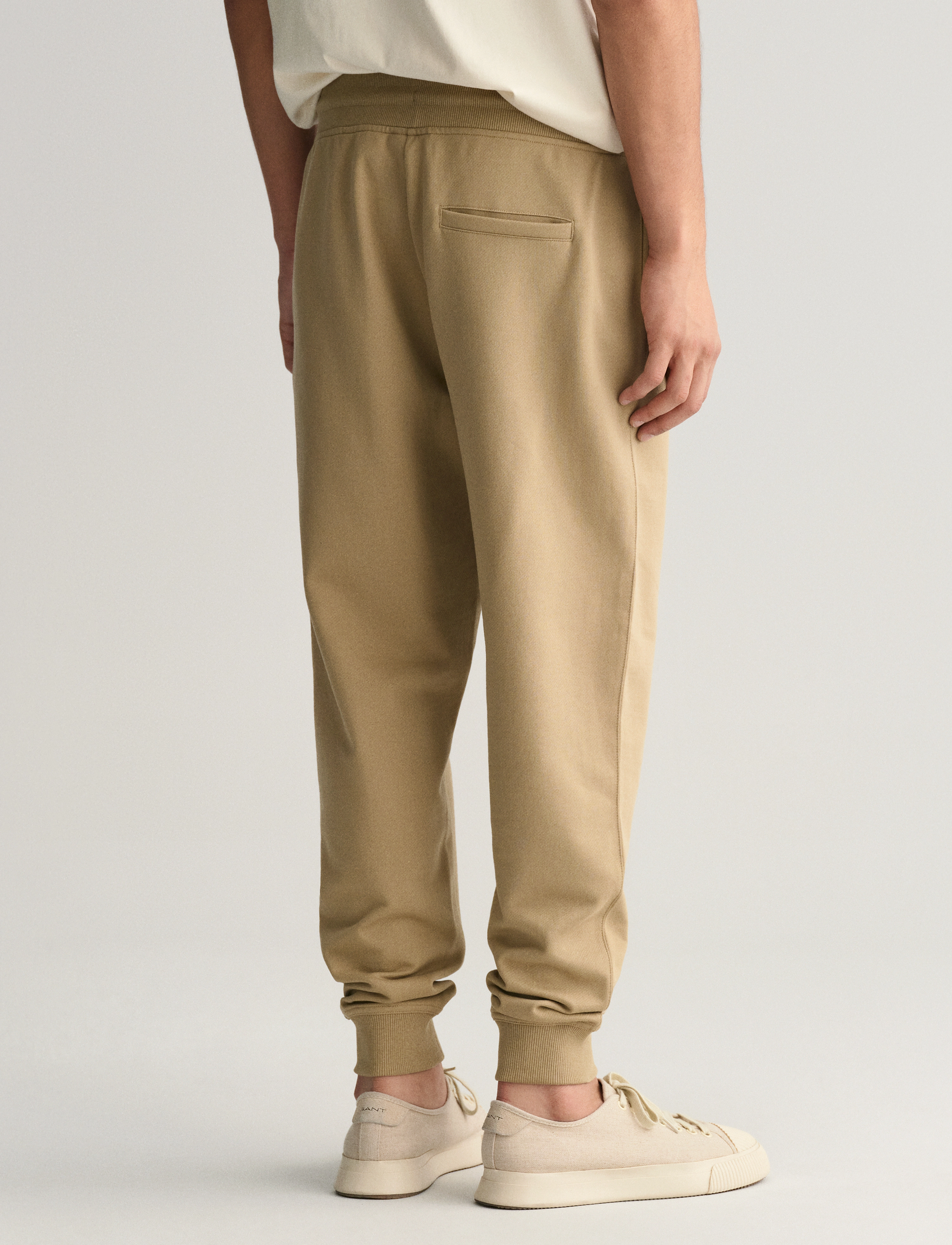 GANT - LOGO SCRIPT JERSEY PANTS - dried khaki - 3