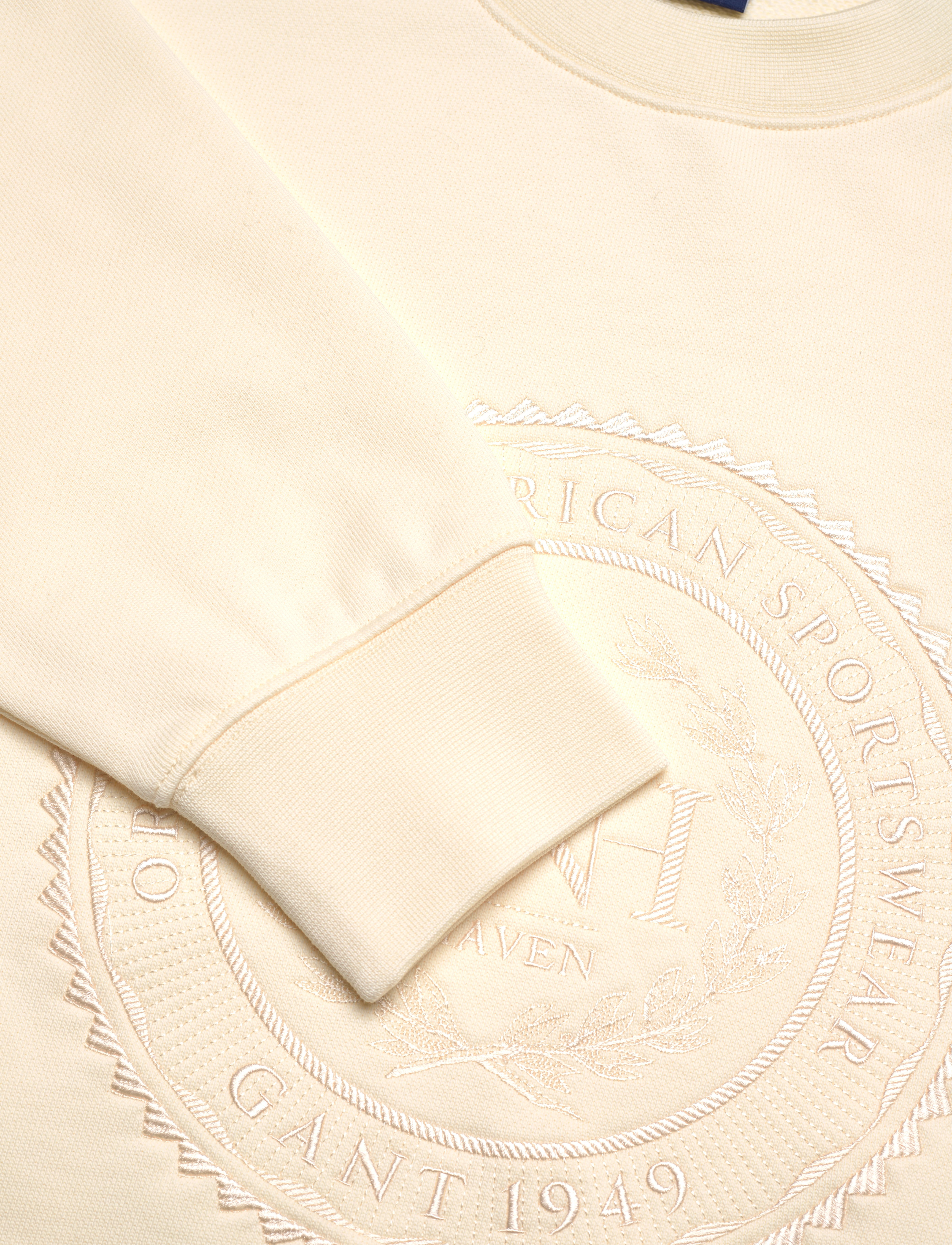 GANT - D2. MONOGRAM C-NECK SWEAT - cream - 2