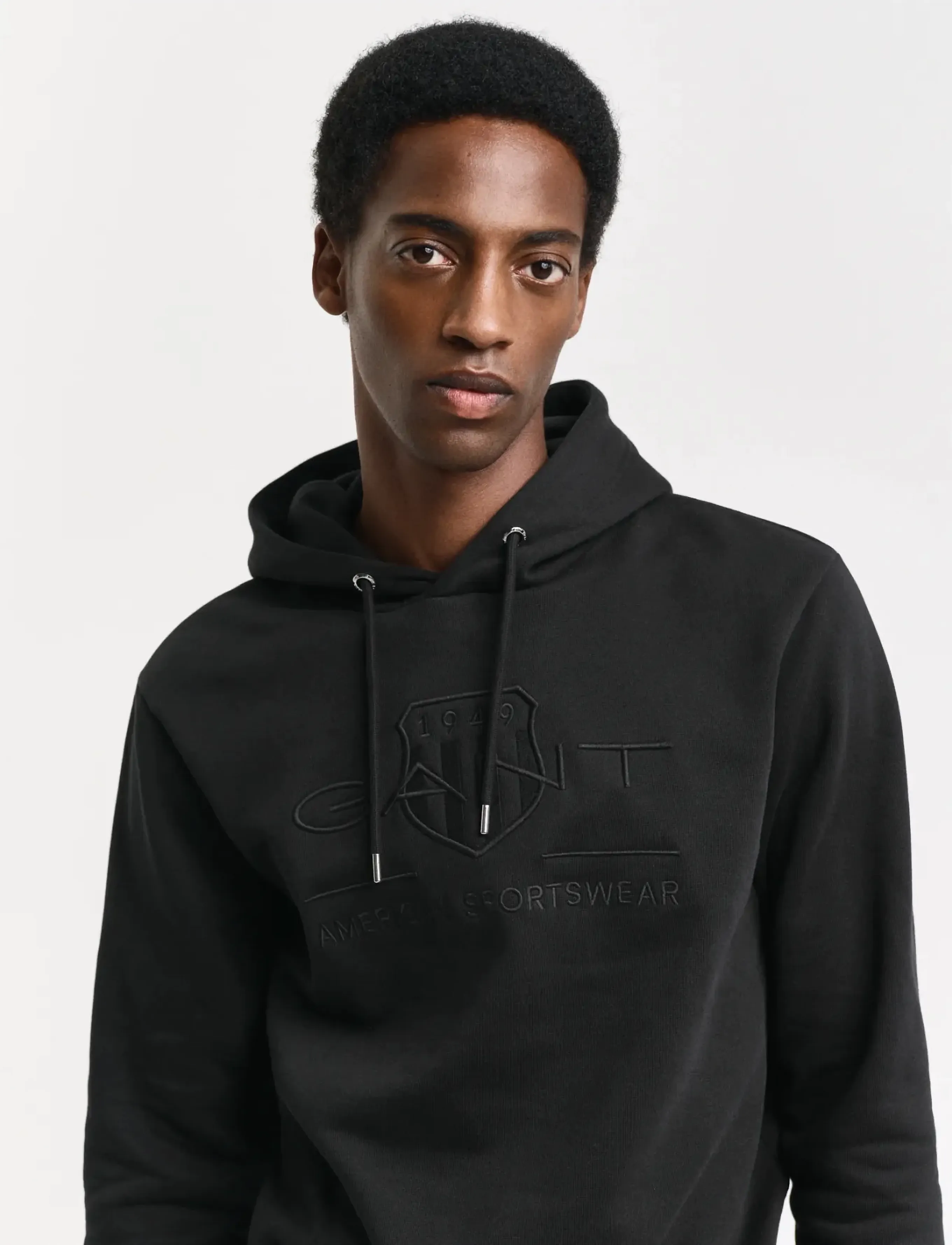 Gant - REG TONAL SHIELD HOODIE - kapuutsiga dressipluusid - black - 4