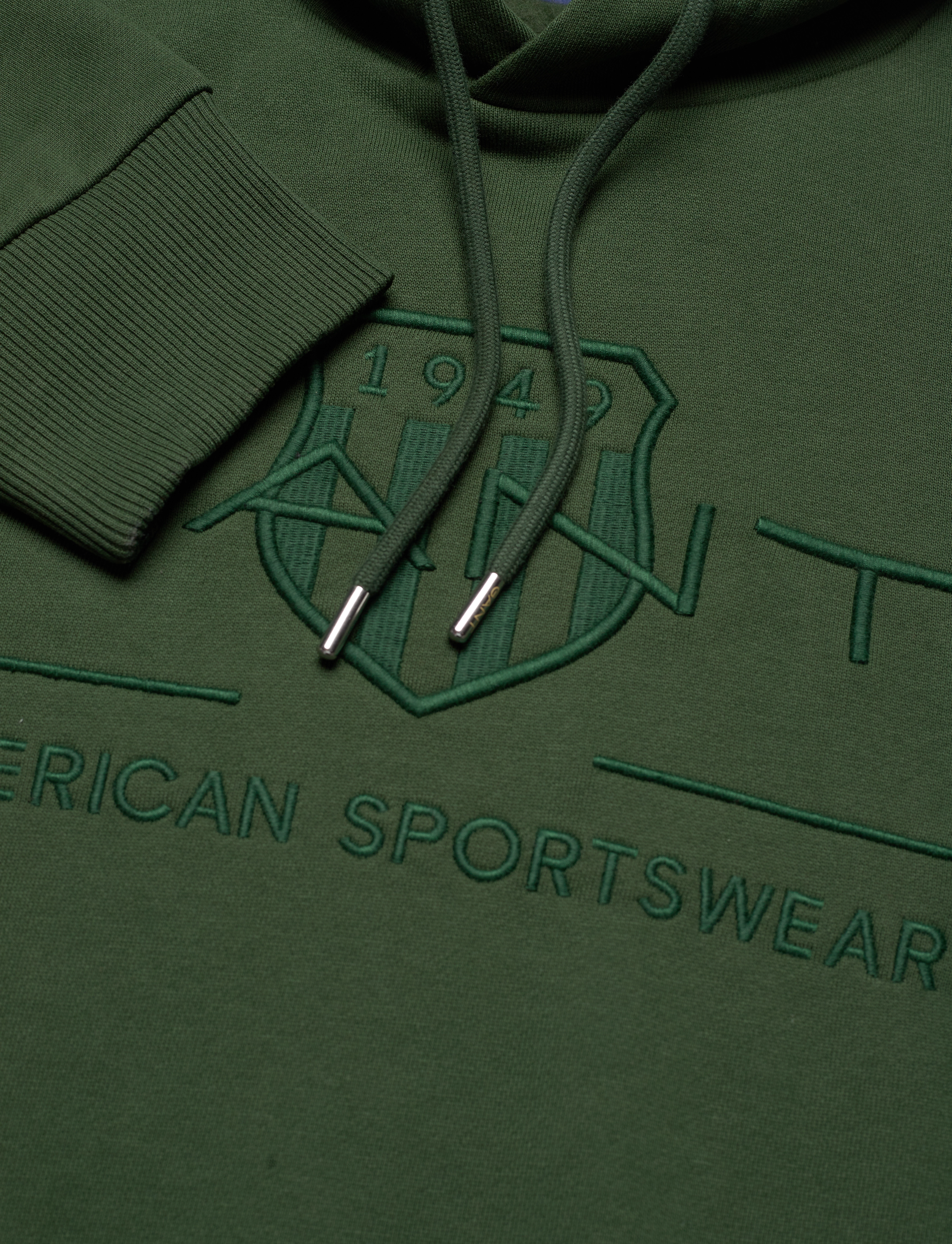 Gant - REG TONAL SHIELD HOODIE - sweatshirts - storm green - 2
