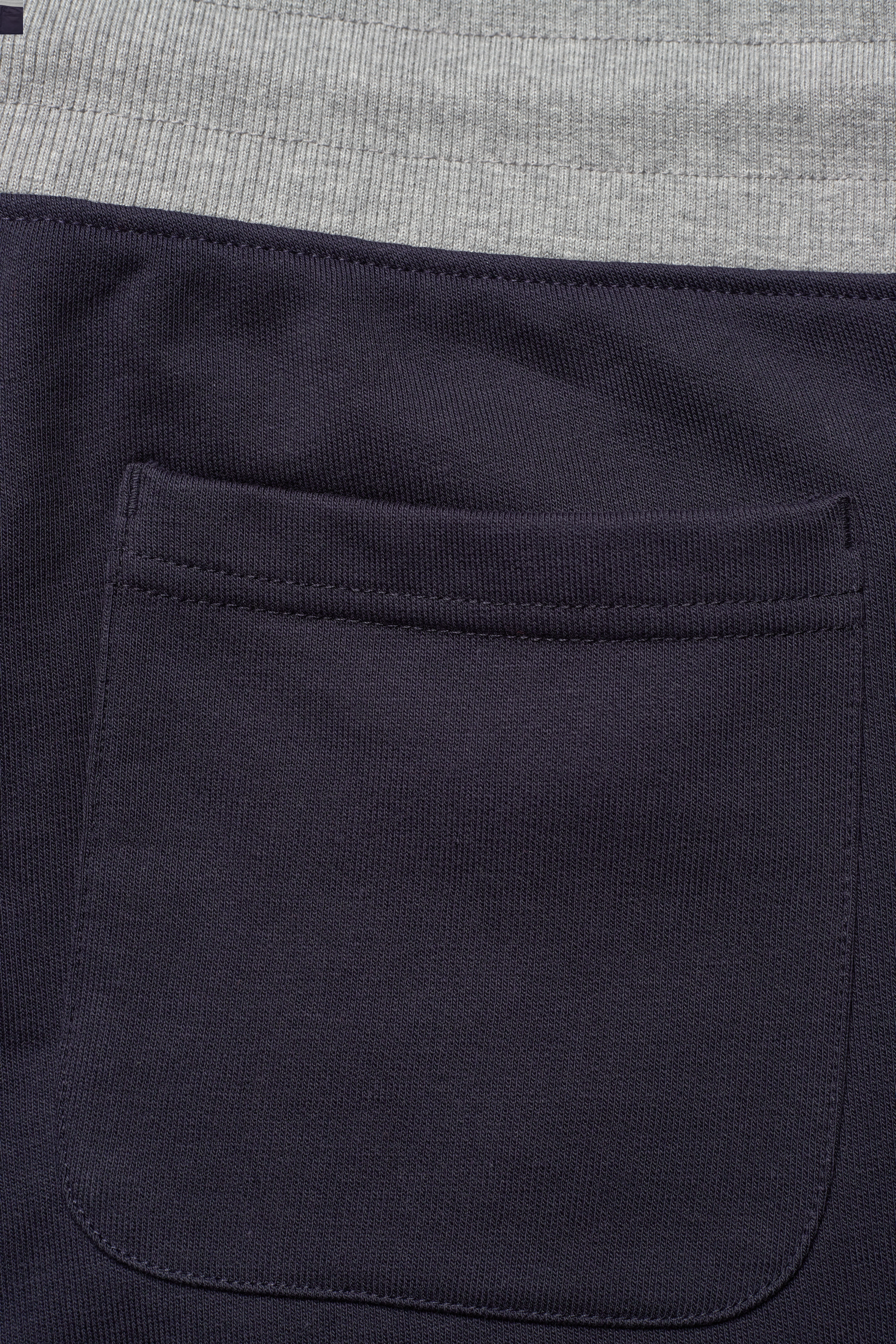GANT - D.2 RETRO SHIELD SWEAT SHORTS - evening blue - 4
