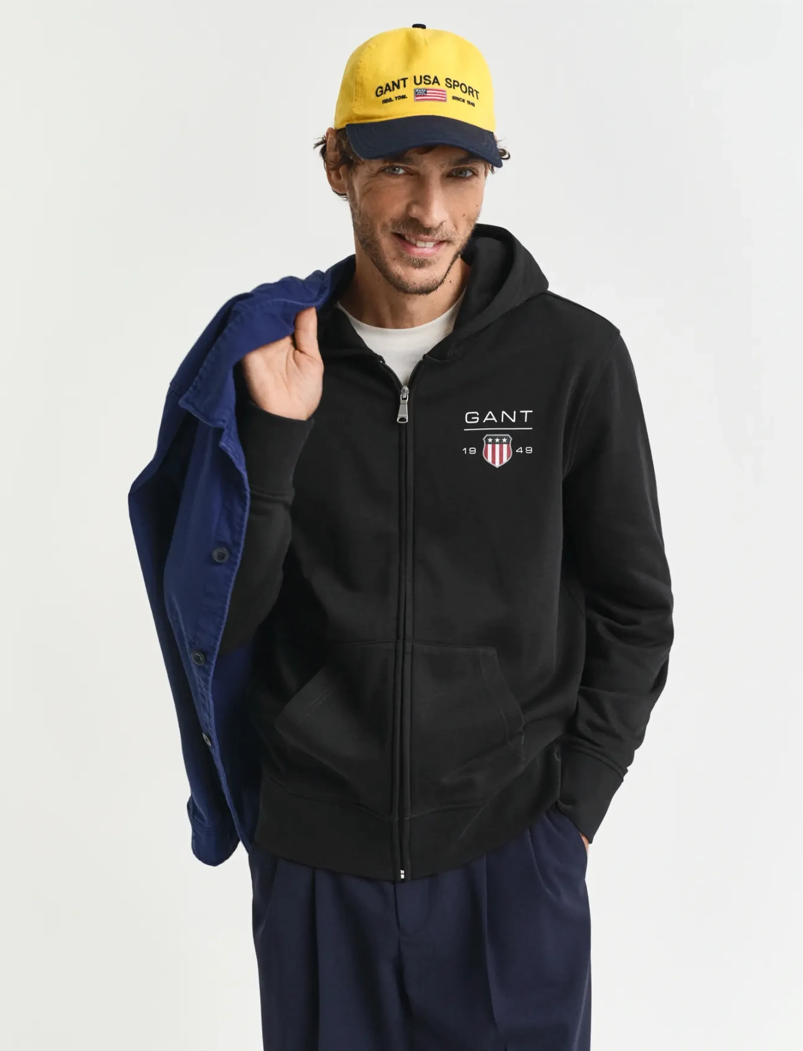 GANT GRAPHIC FULLZIP HOODIE - Kapuutsiga dressipluusid - BLACK / black