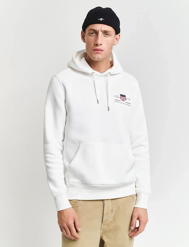 GANT - REG MEDIUM ARCHIVE SHIELD HOODIE - hættetrøjer - eggshell - 0