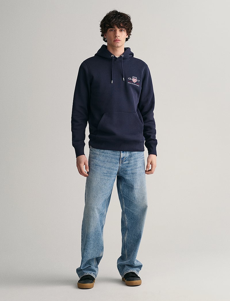GANT - REG MEDIUM ARCHIVE SHIELD HOODIE - hættetrøjer - evening blue - 5