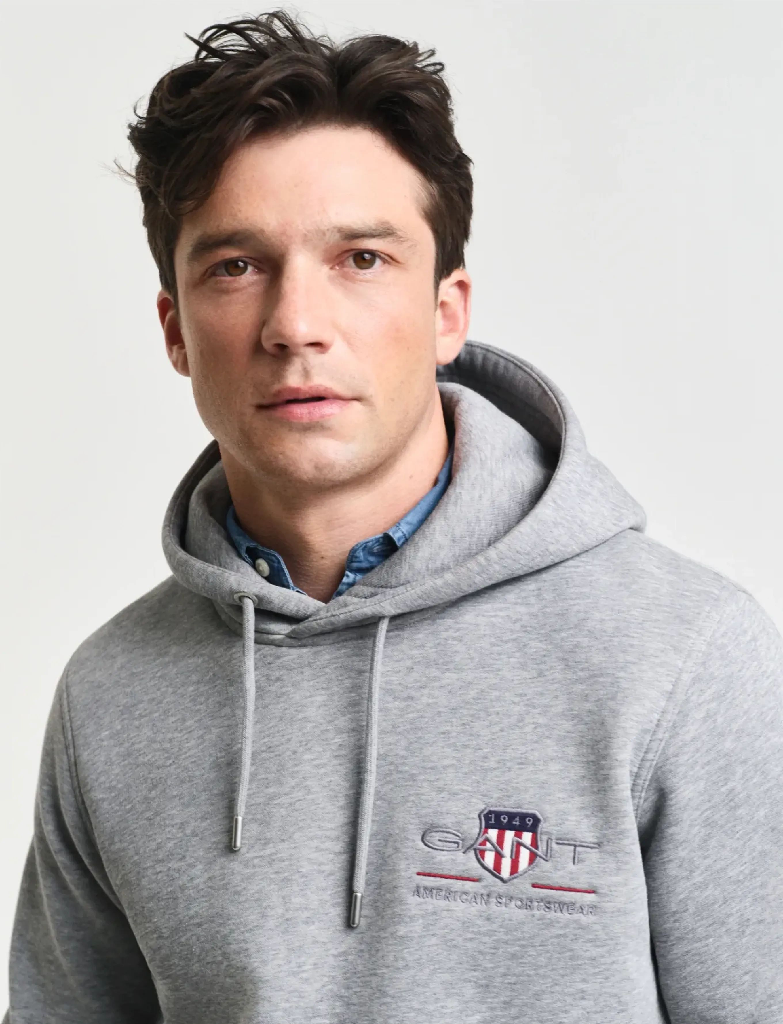 Gant - REG MEDIUM ARCHIVE SHIELD HOODIE - hættetrøjer - grey melange - 4