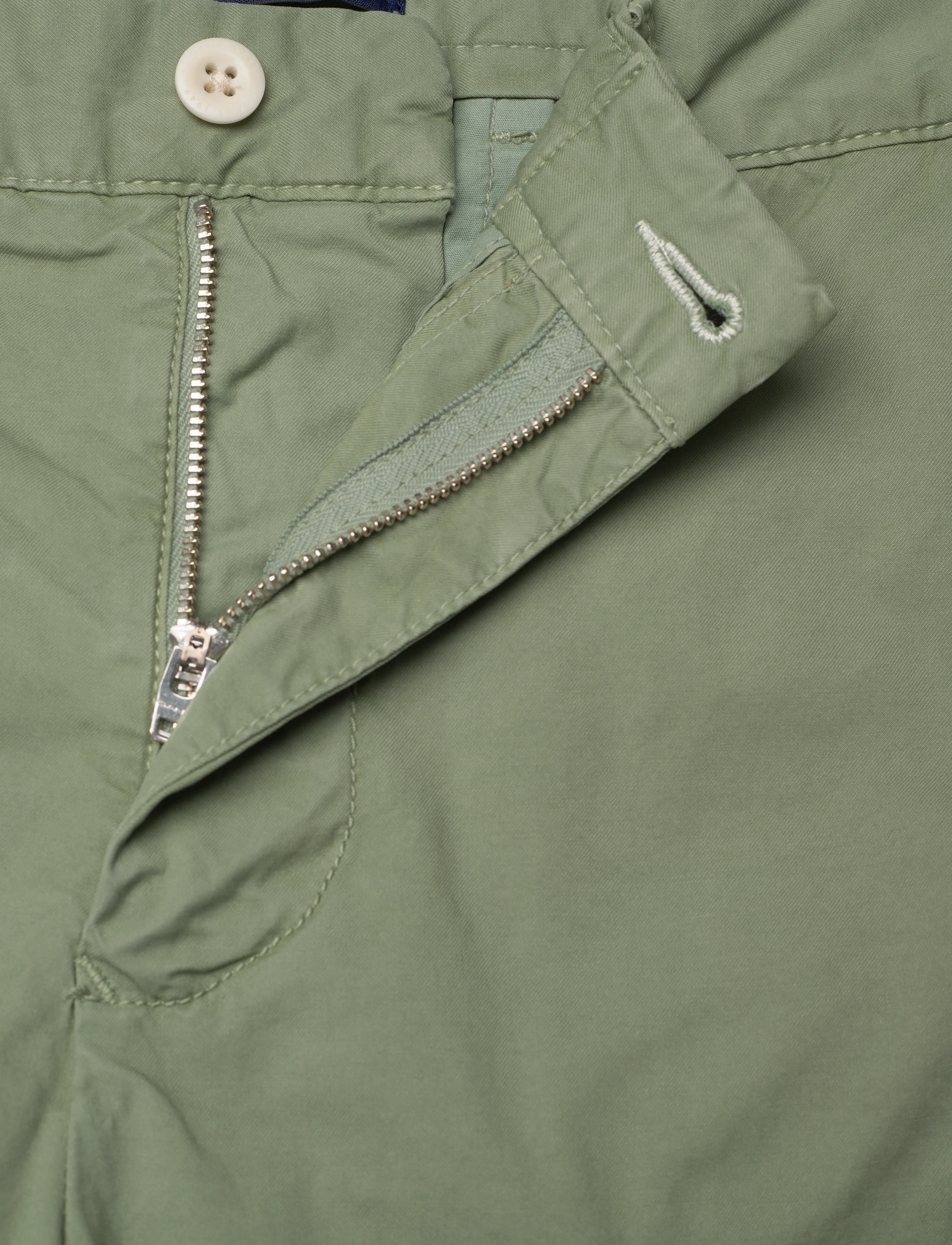 GANT - ALLISTER SUNFADED SHORTS - kalamata green - 3
