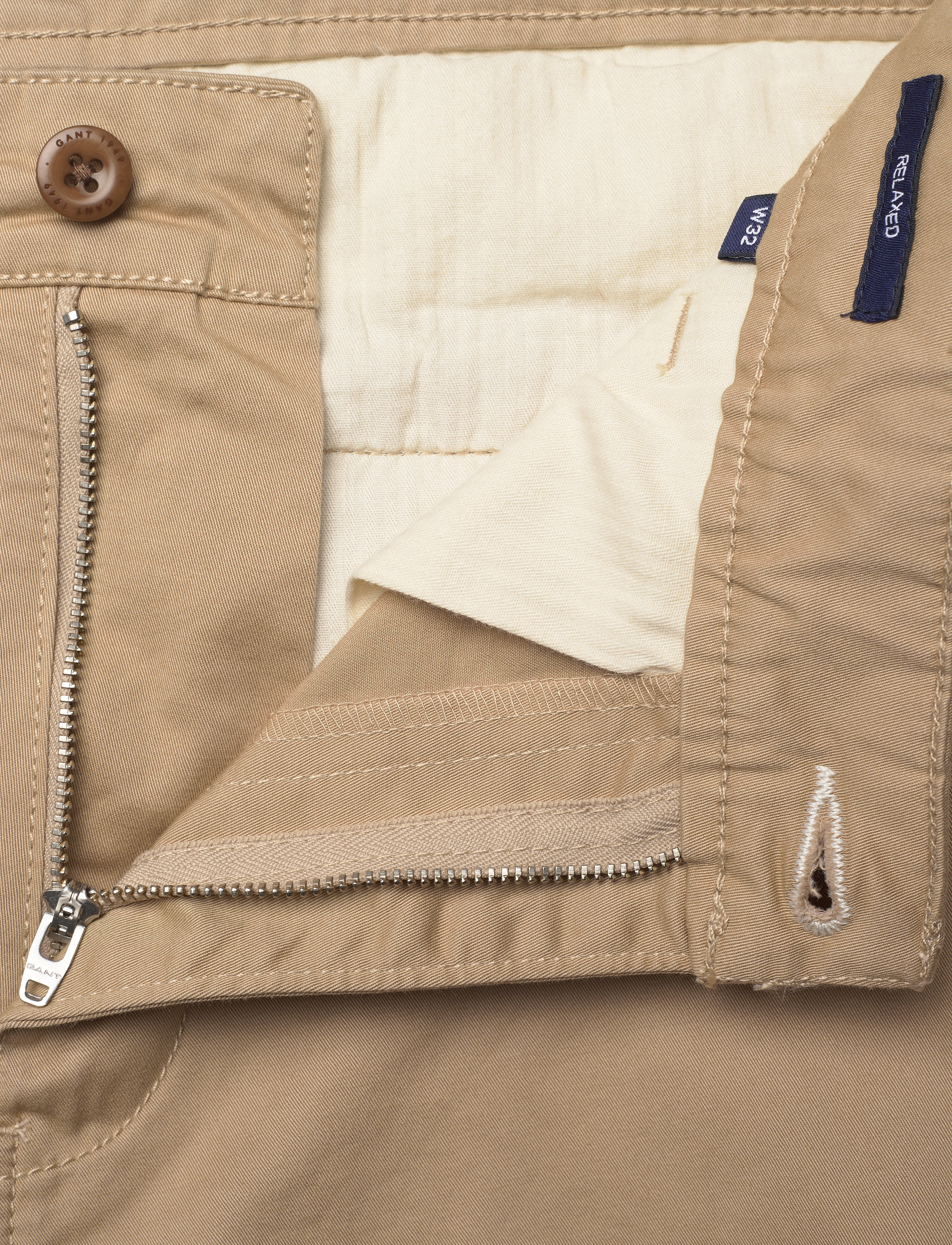 GANT - RELAXED TWILL CARGO SHORTS - dark khaki - 3